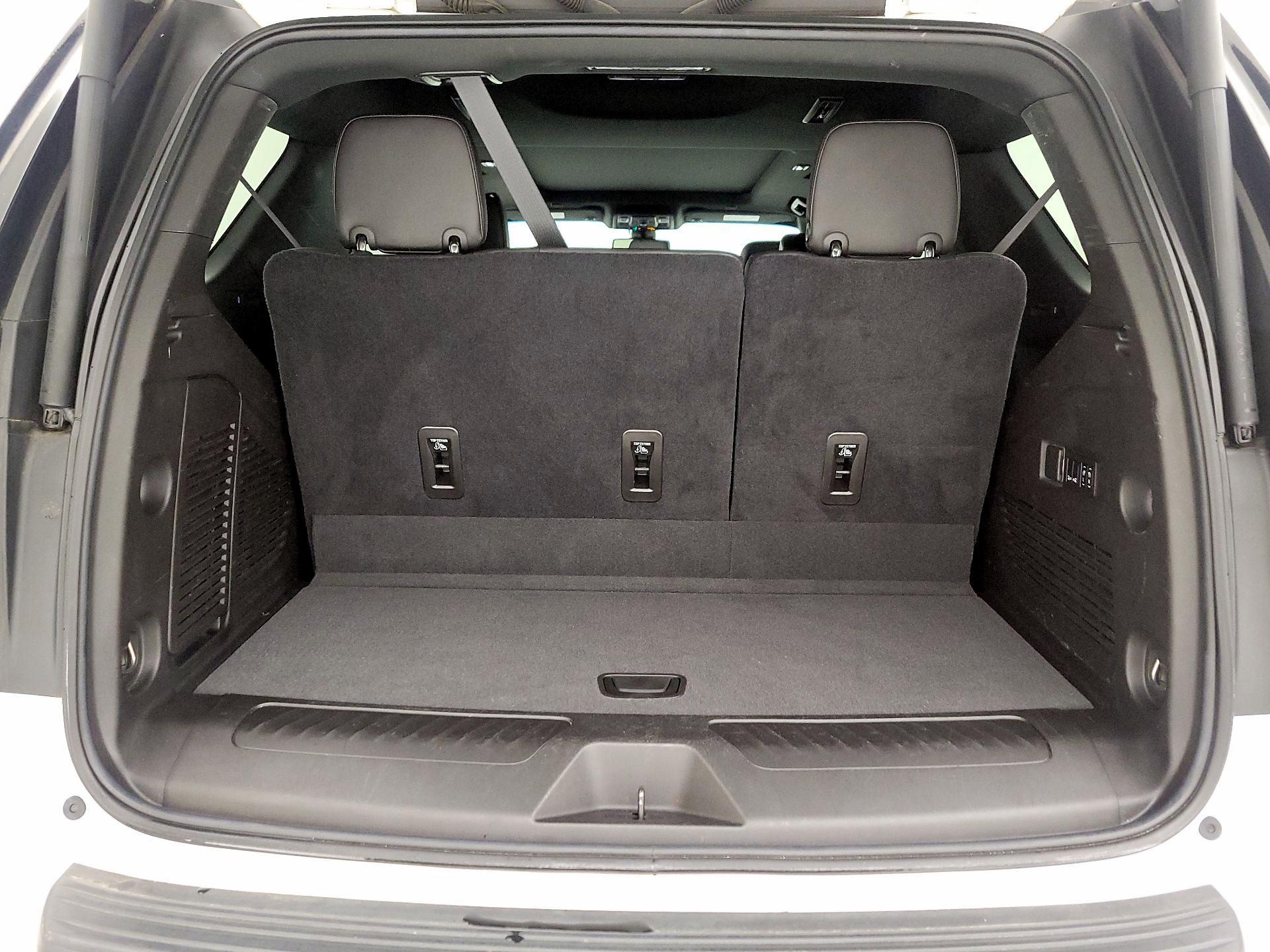 Thumbnail: 2021 Chevrolet Tahoe - 20