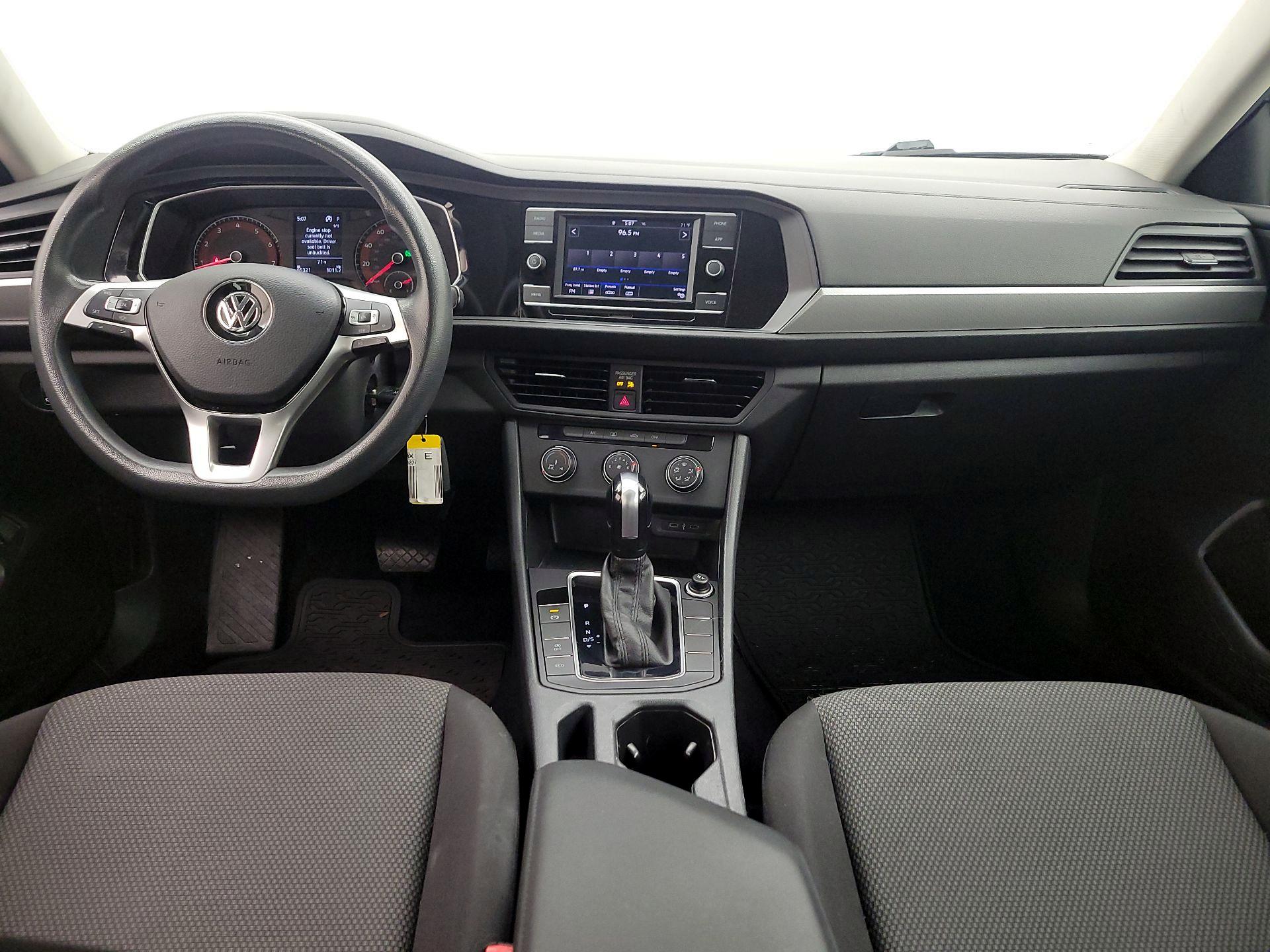 Thumbnail: 2021 Volkswagen Jetta - 9