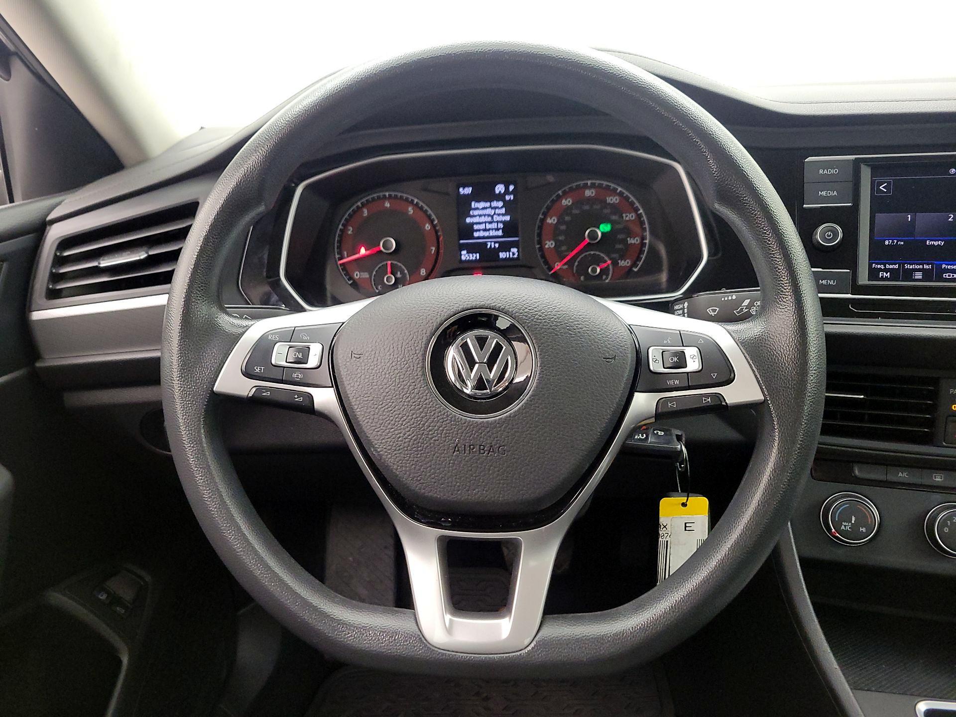 Thumbnail: 2021 Volkswagen Jetta - 10