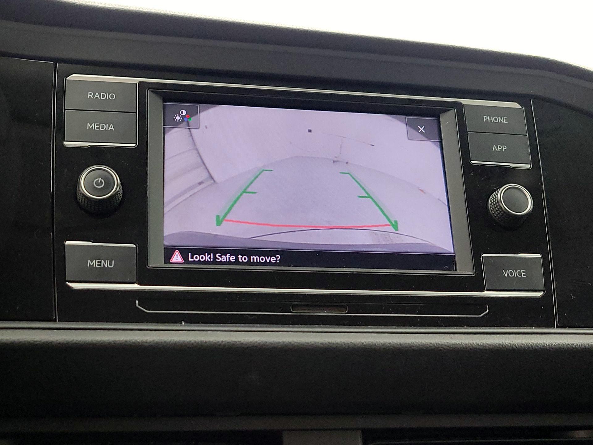 Thumbnail: 2021 Volkswagen Jetta - 14