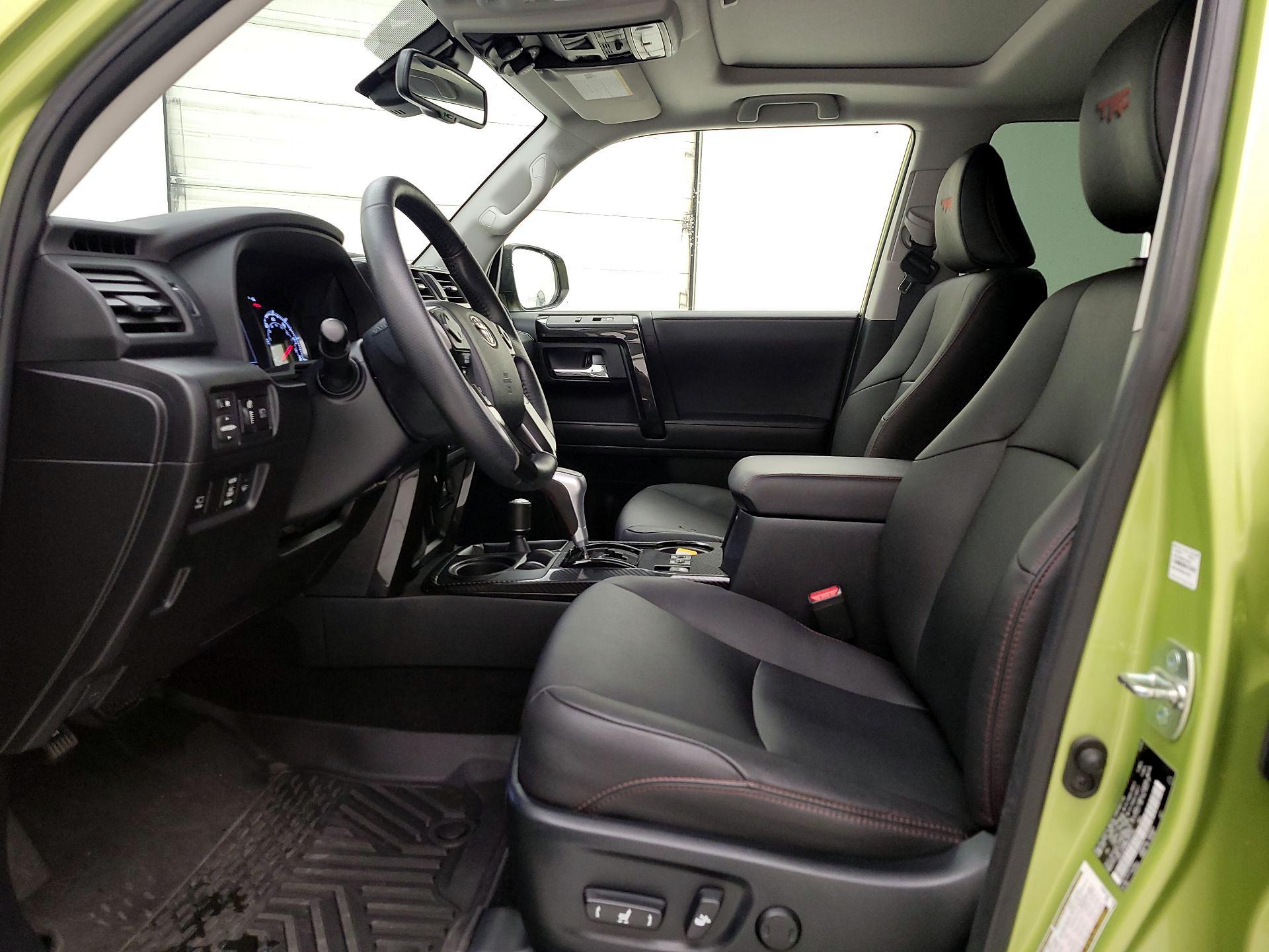 Thumbnail: 2022 Toyota 4Runner - 11