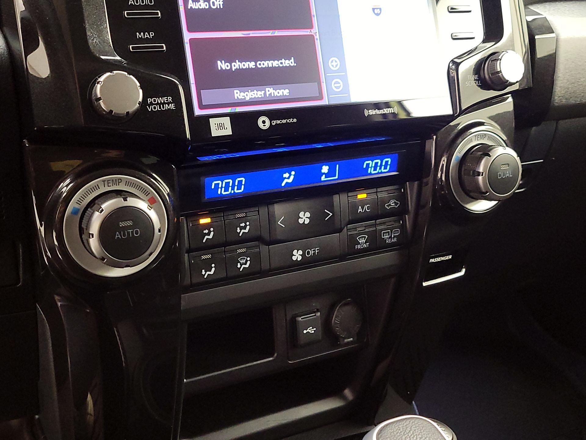 Thumbnail: 2022 Toyota 4Runner - 16