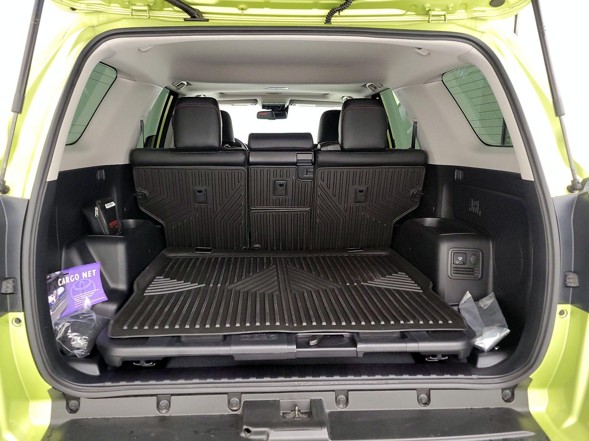 Thumbnail: 2022 Toyota 4Runner - 20