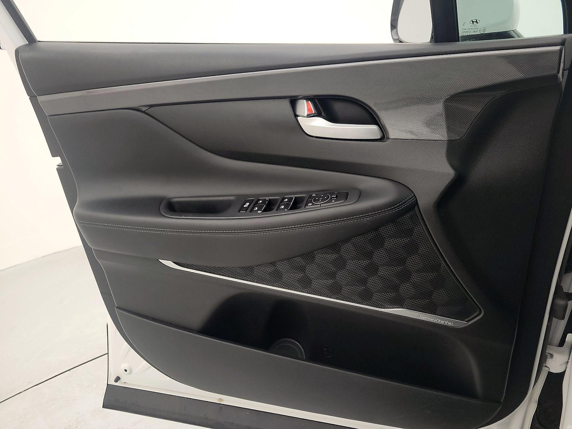 Thumbnail: 2023 Hyundai Santa Fe - 12