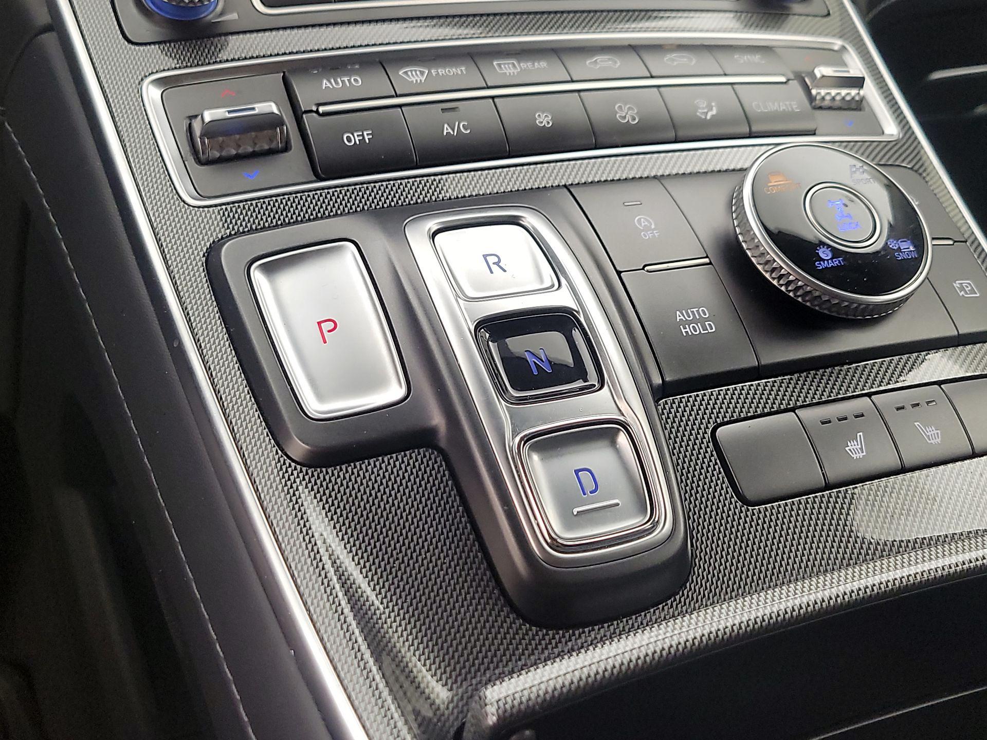 Thumbnail: 2023 Hyundai Santa Fe - 17