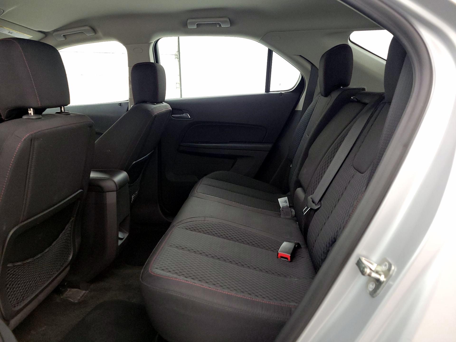 Thumbnail: 2015 Chevrolet Equinox - 17