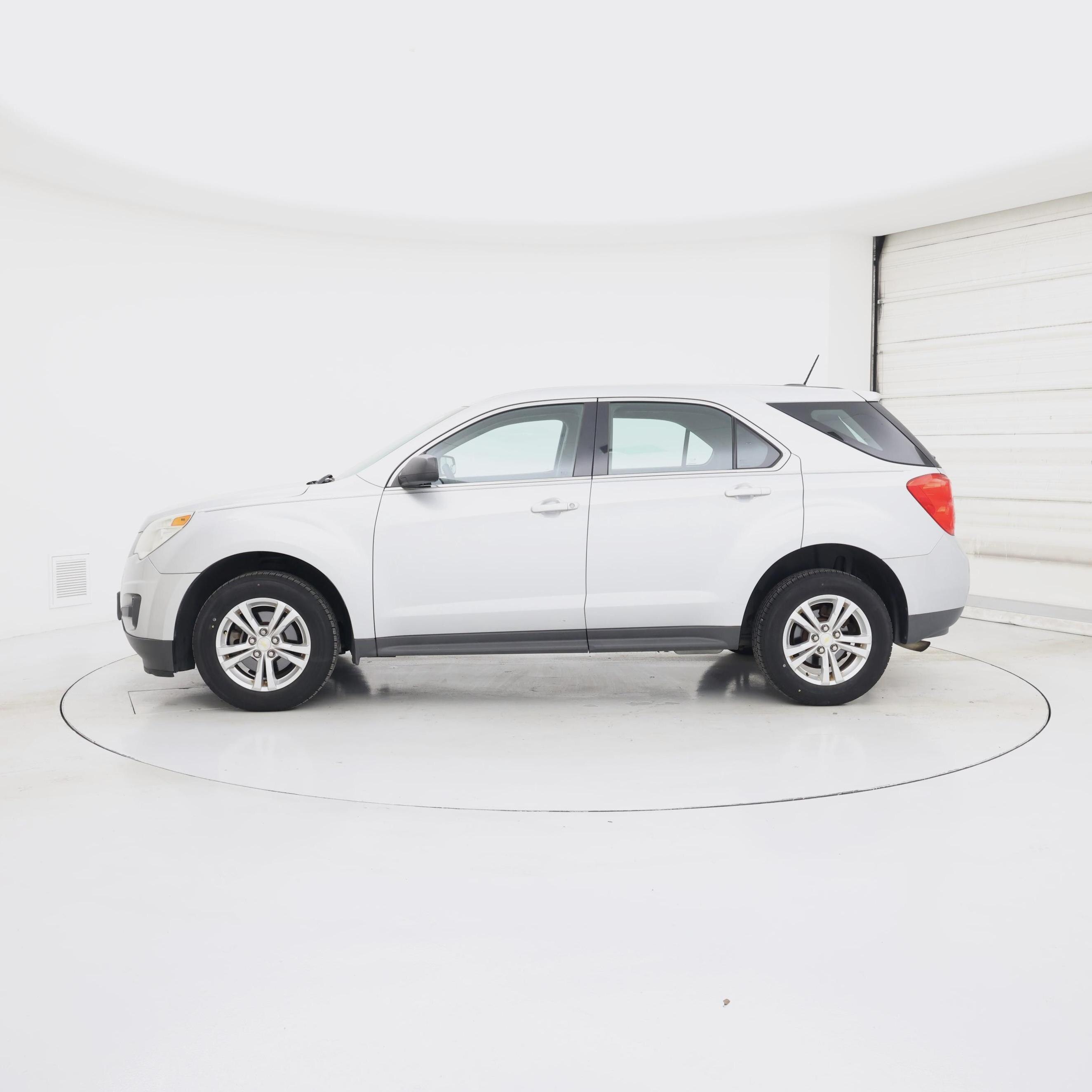 Thumbnail: 2015 Chevrolet Equinox - 3