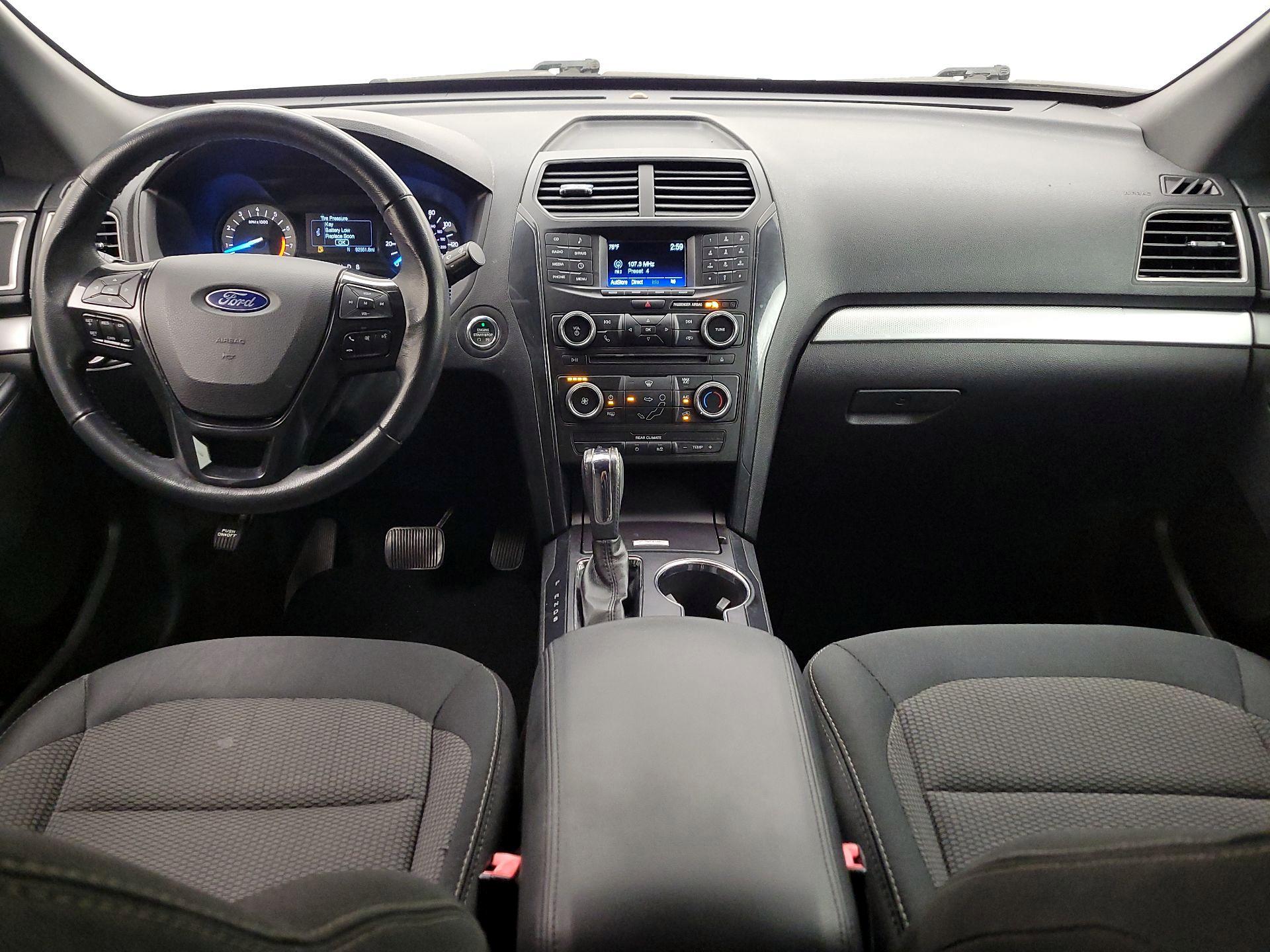 Thumbnail: 2017 Ford Explorer - 9