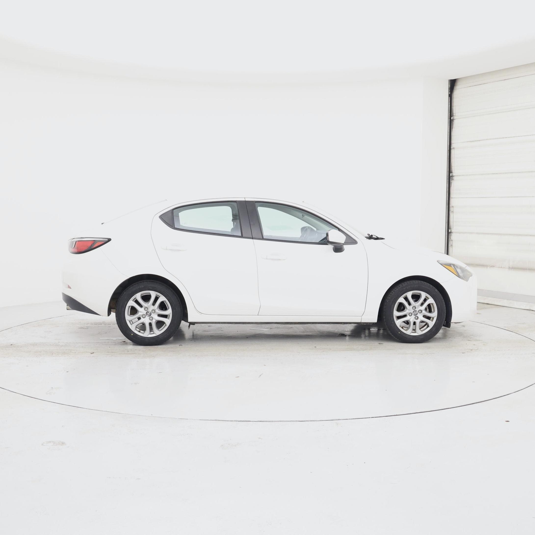 Thumbnail: 2016 Scion iA - 7