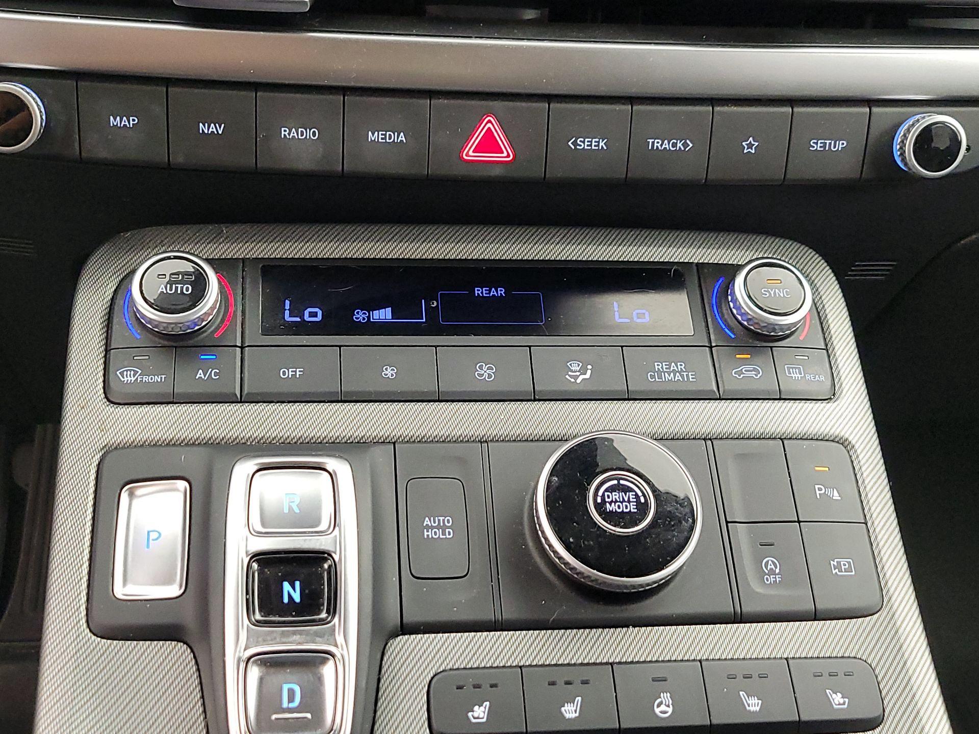 Thumbnail: 2023 Hyundai Palisade - 16