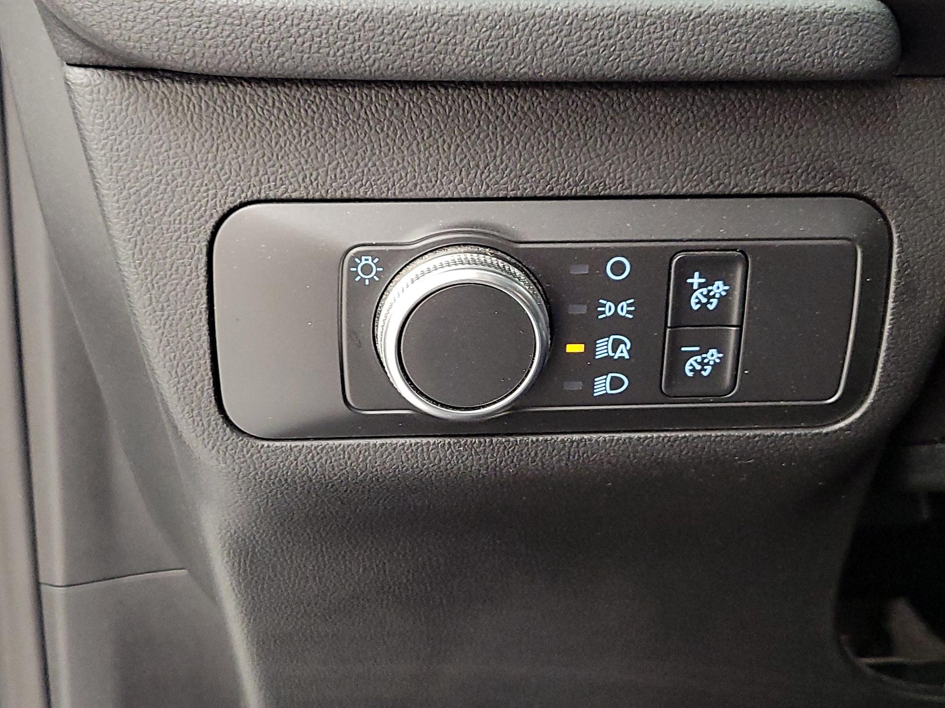 Thumbnail: 2020 Ford Escape - 13