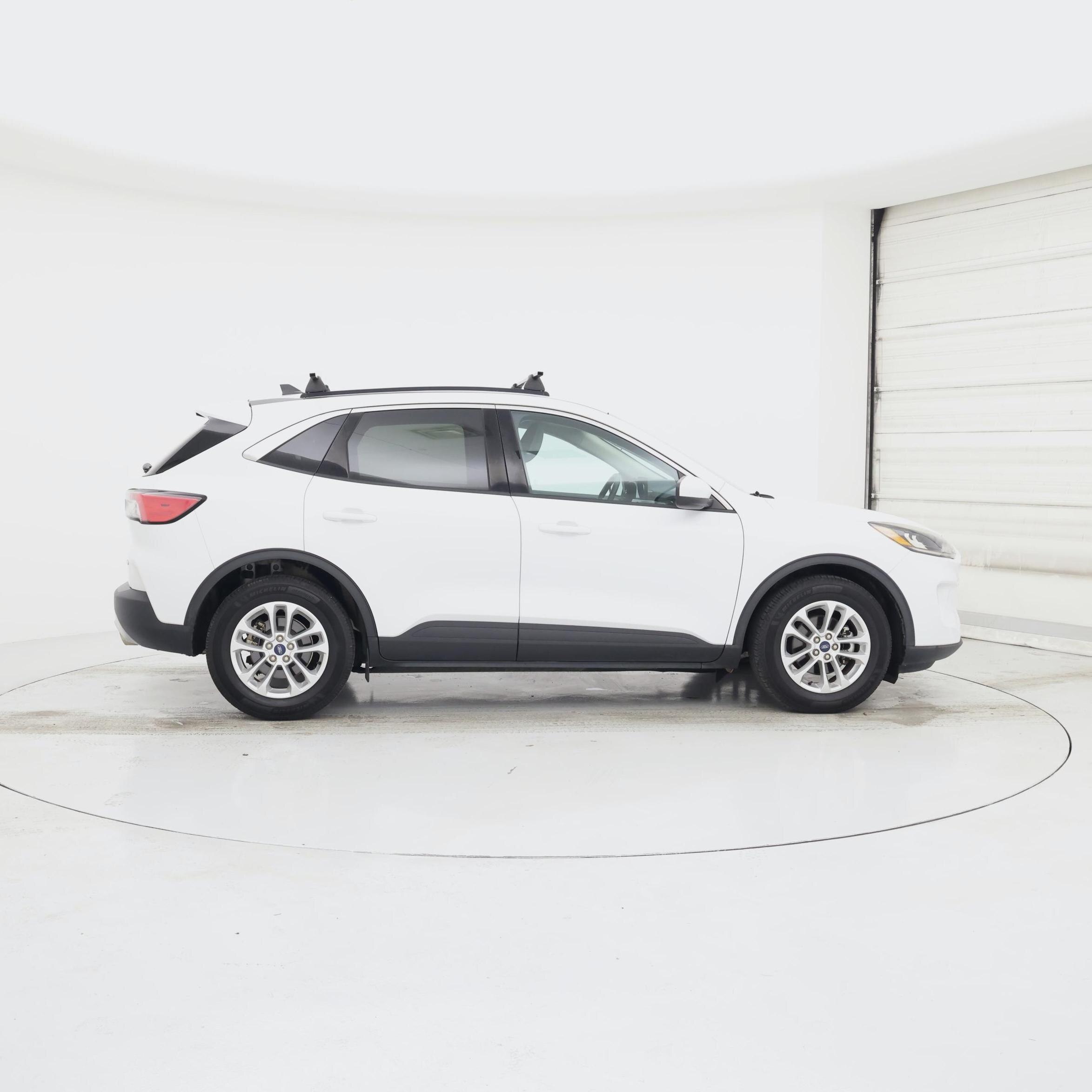 Thumbnail: 2020 Ford Escape - 7