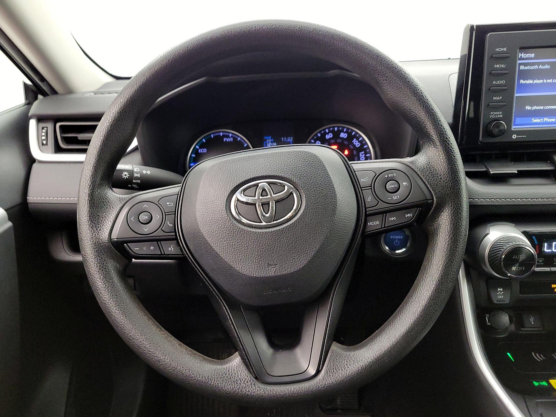 Thumbnail: 2022 Toyota RAV4 - 10