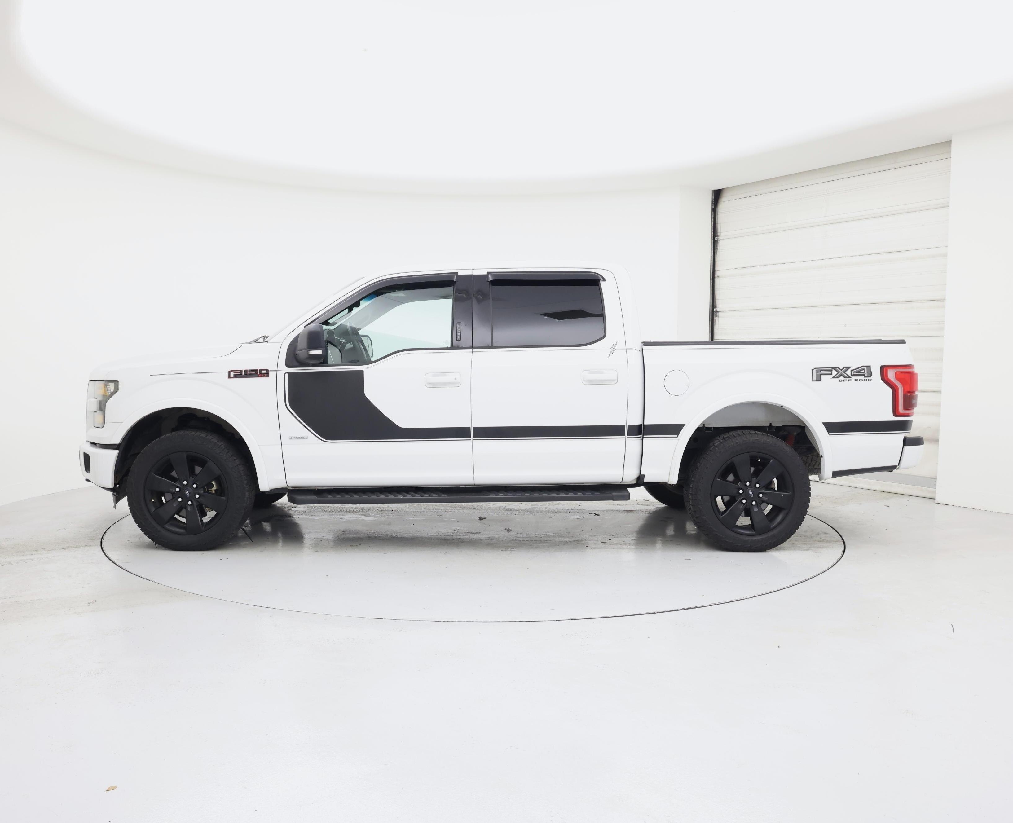 Thumbnail: 2016 Ford F-150 - 3