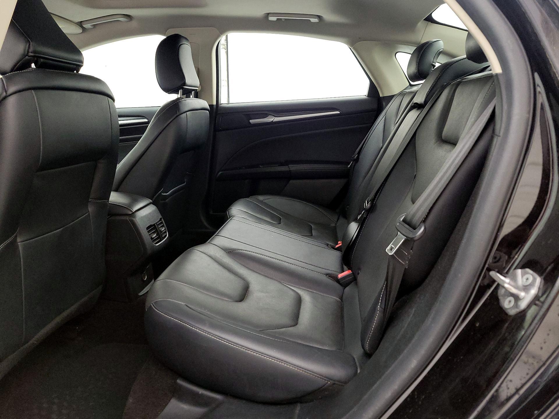 Thumbnail: 2020 Ford Fusion - 19