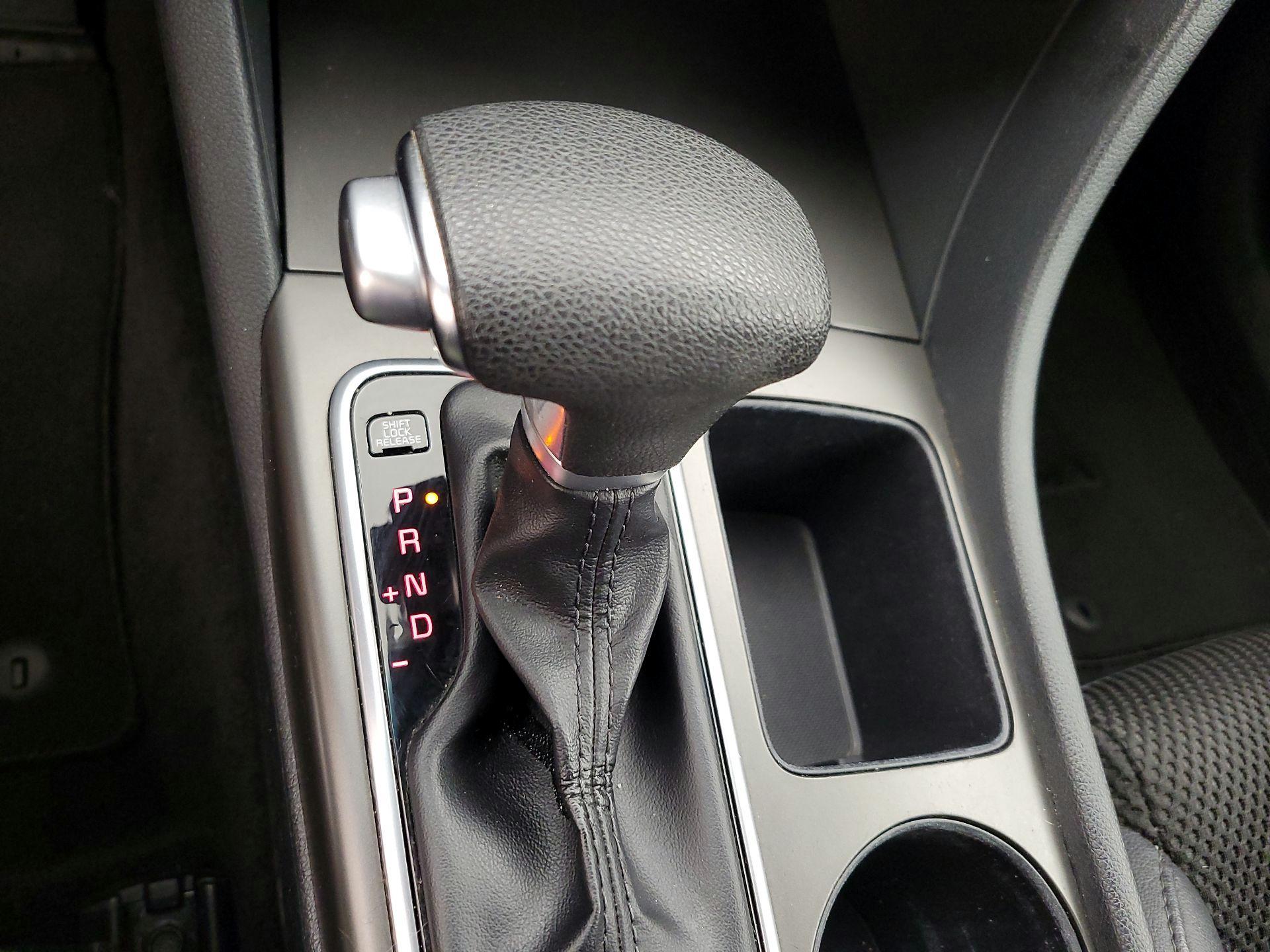Thumbnail: 2019 Kia Optima - 15