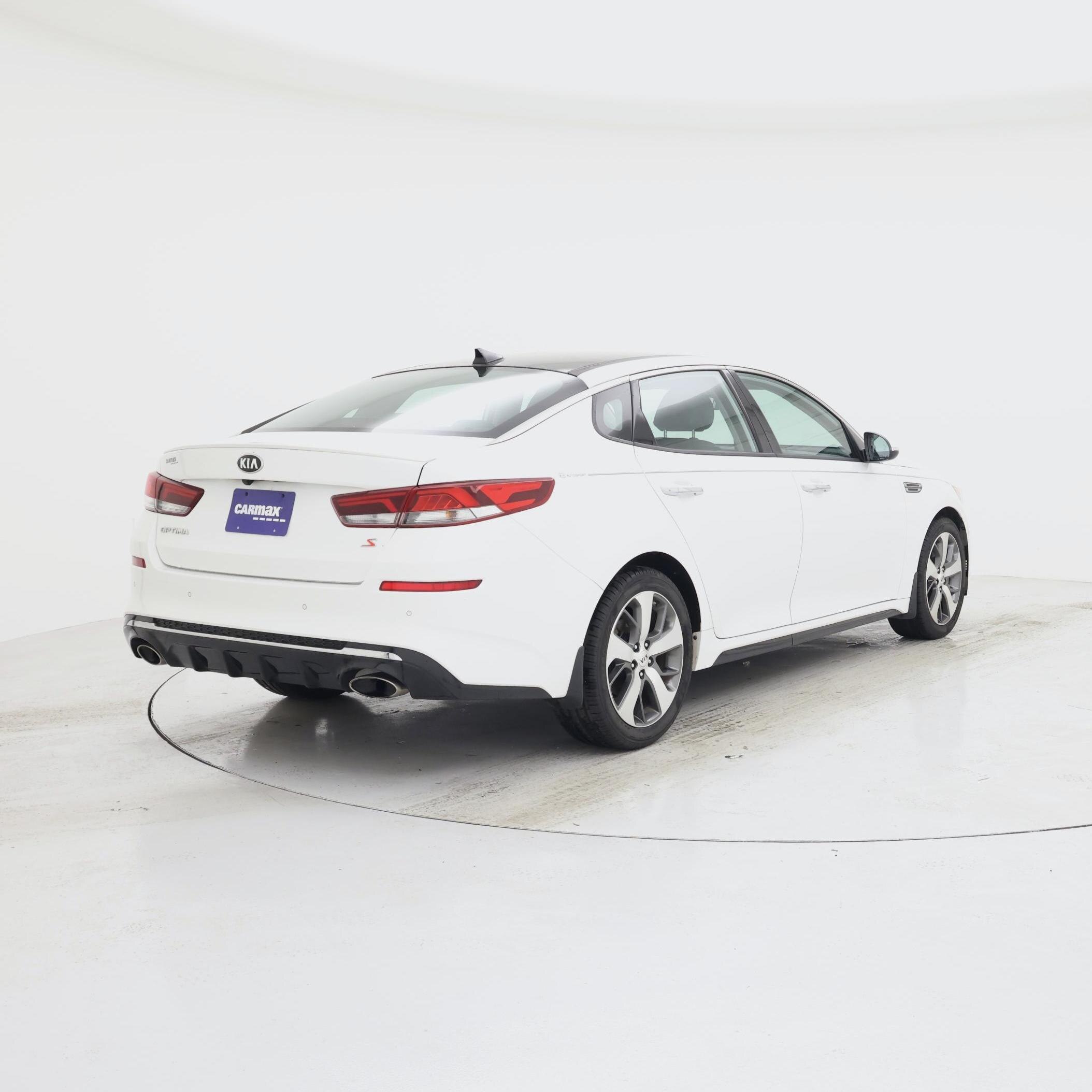 Thumbnail: 2019 Kia Optima - 8