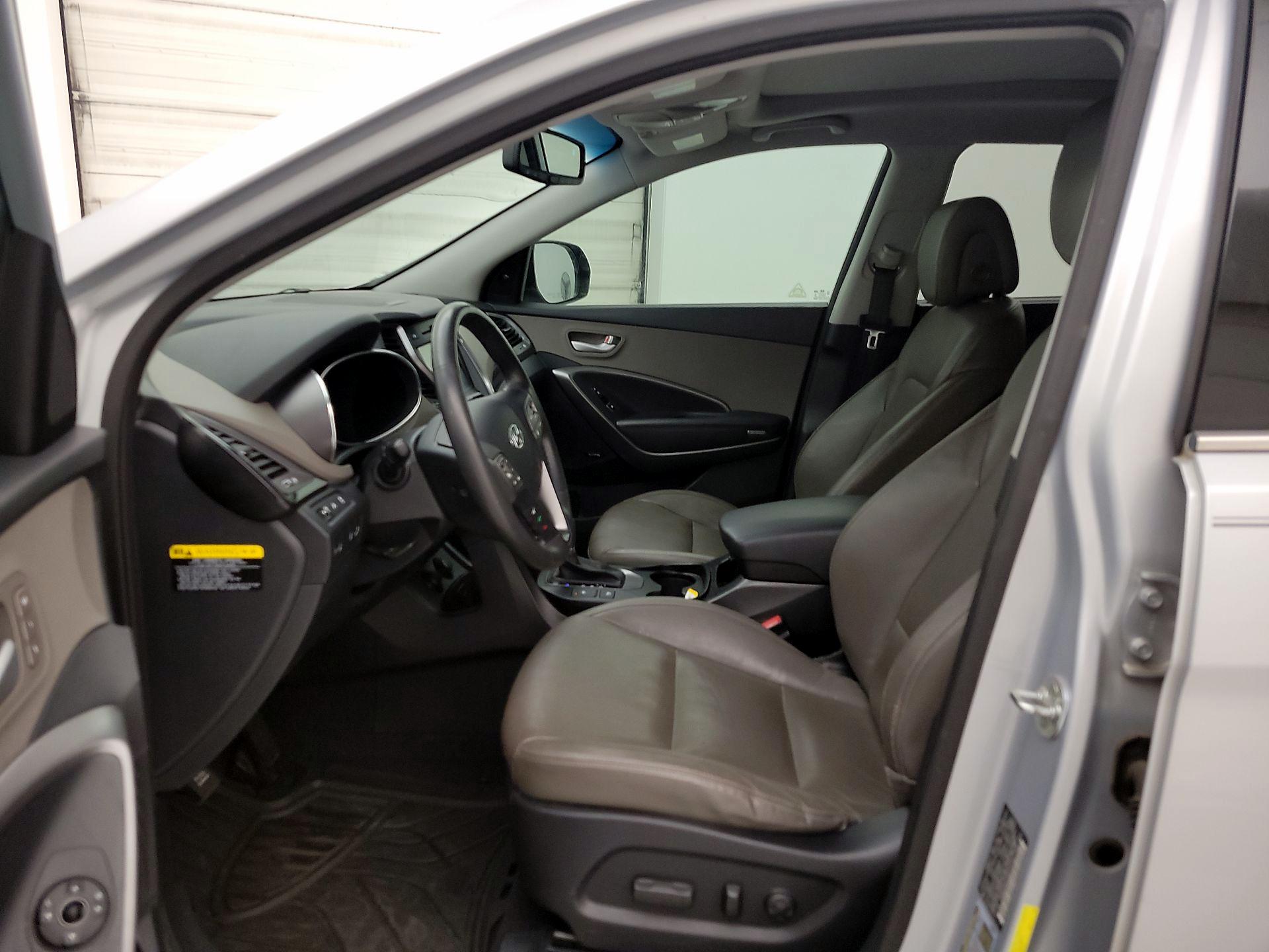 Thumbnail: 2016 Hyundai Santa Fe - 11