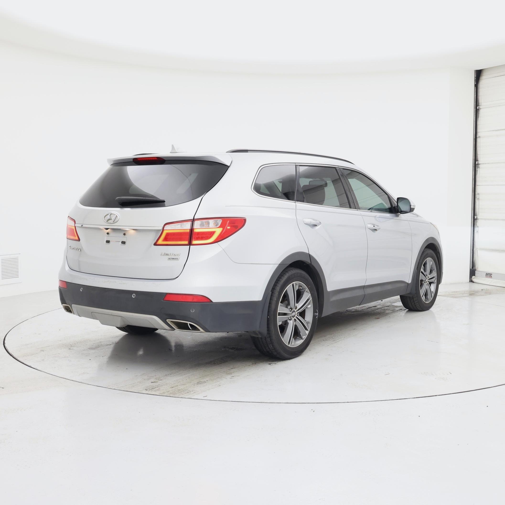 Thumbnail: 2016 Hyundai Santa Fe - 8