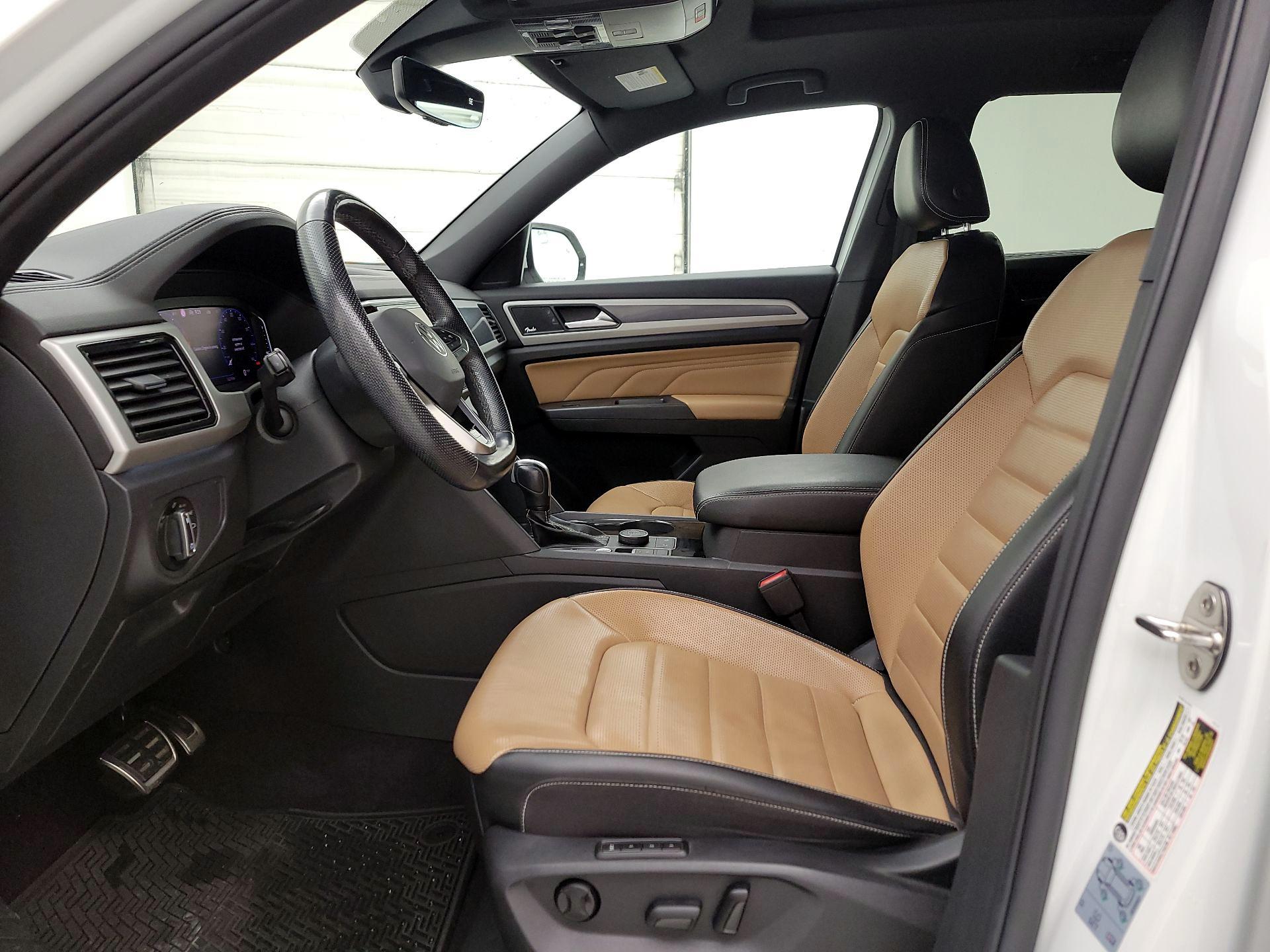 Thumbnail: 2021 Volkswagen Atlas - 11