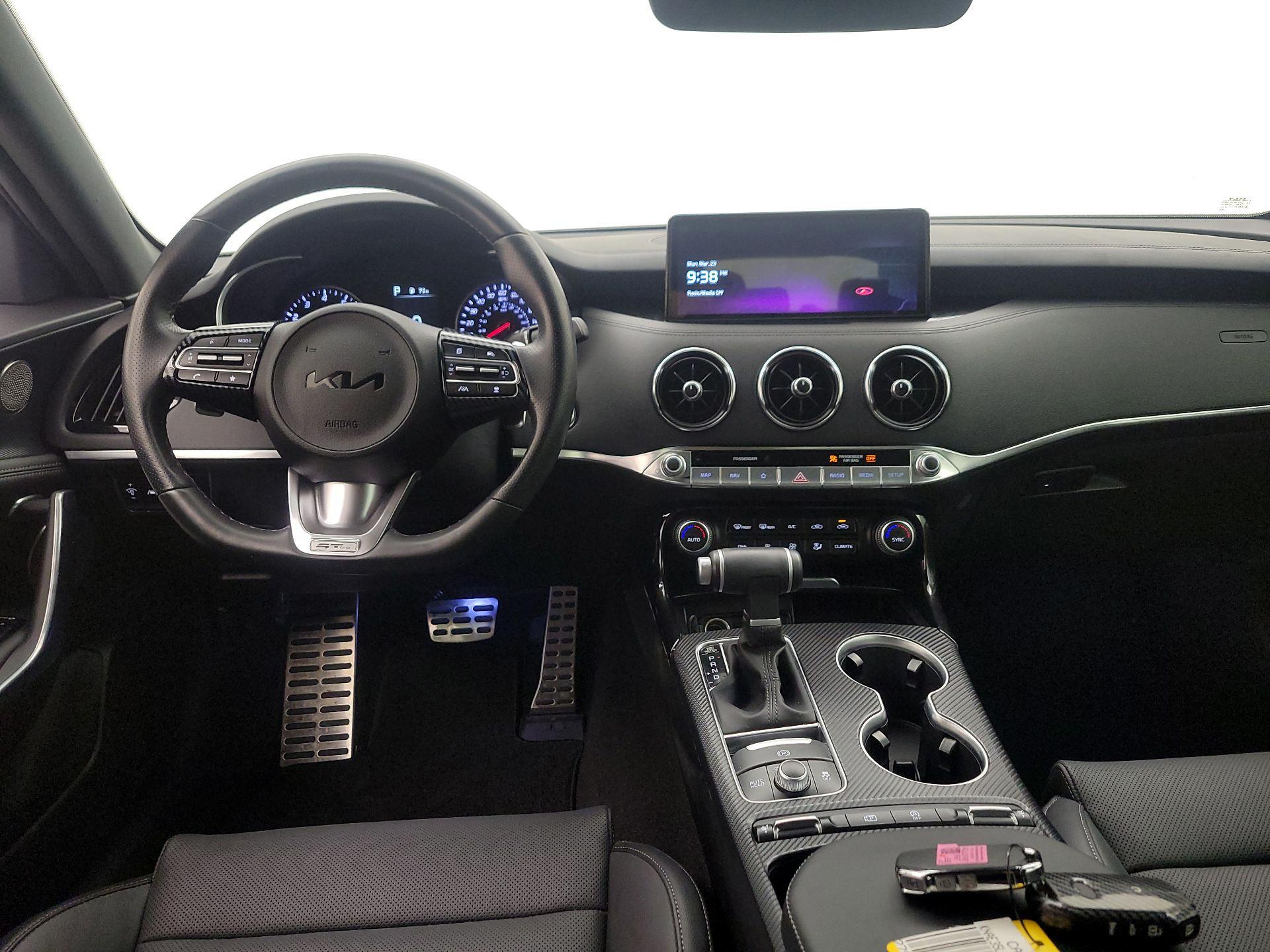 Thumbnail: 2023 Kia Stinger - 9