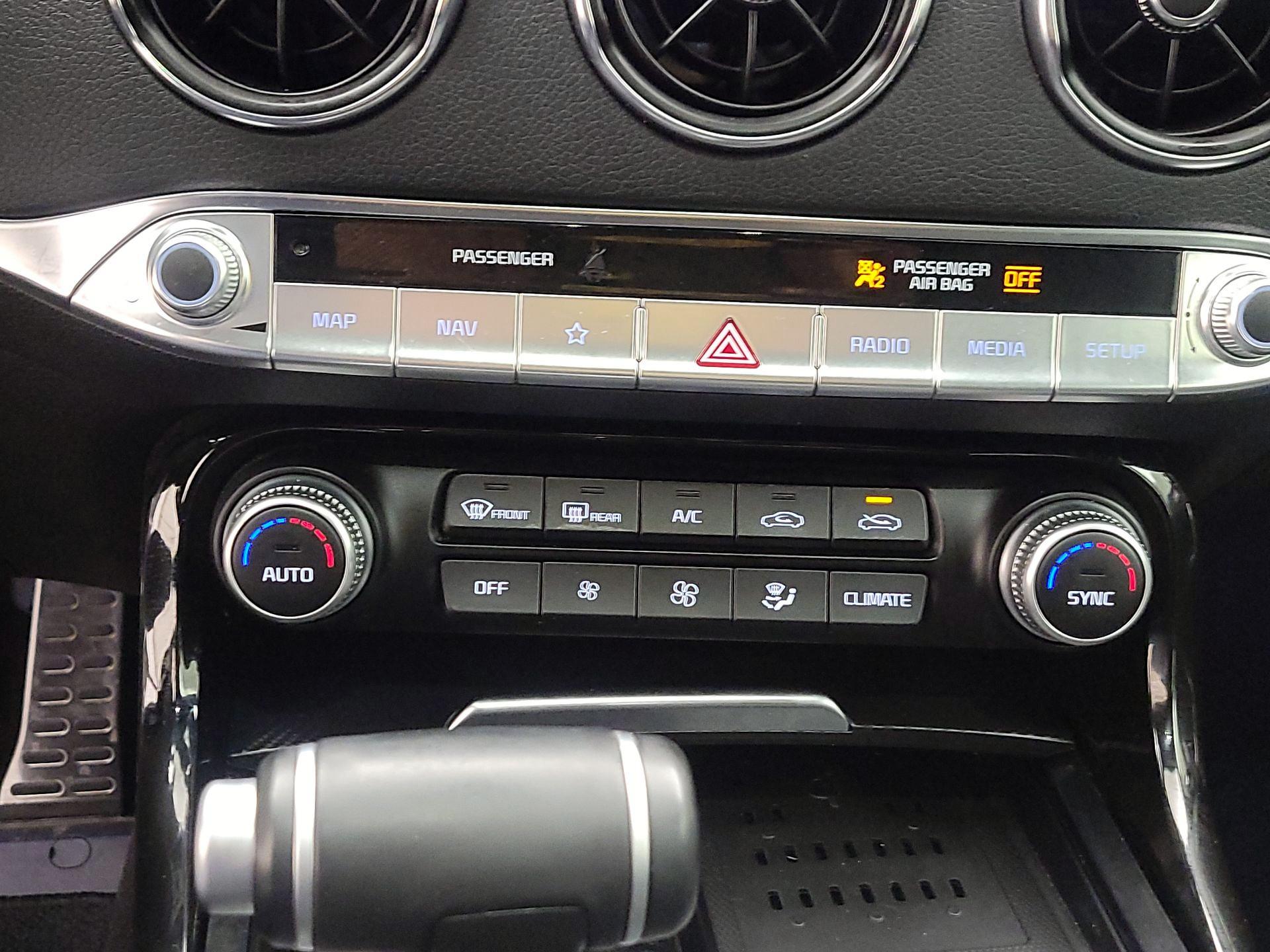 Thumbnail: 2023 Kia Stinger - 16