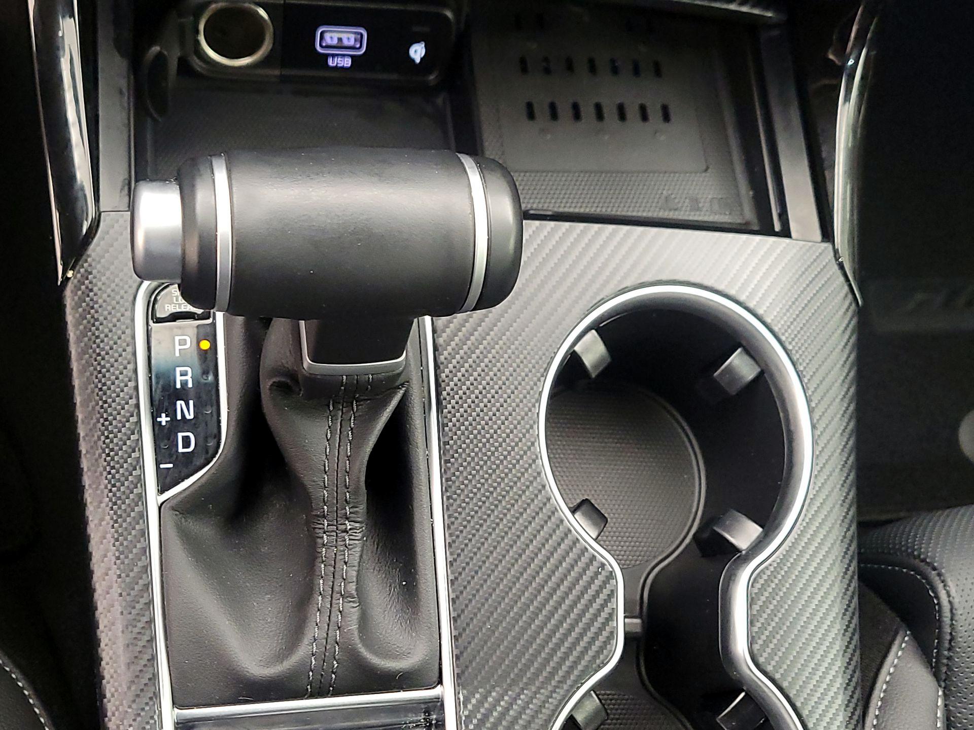 Thumbnail: 2023 Kia Stinger - 17