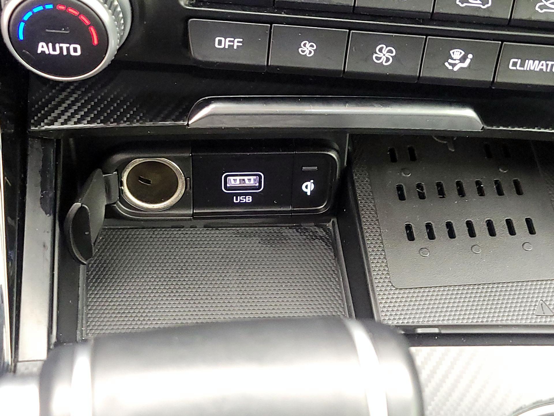 Thumbnail: 2023 Kia Stinger - 18