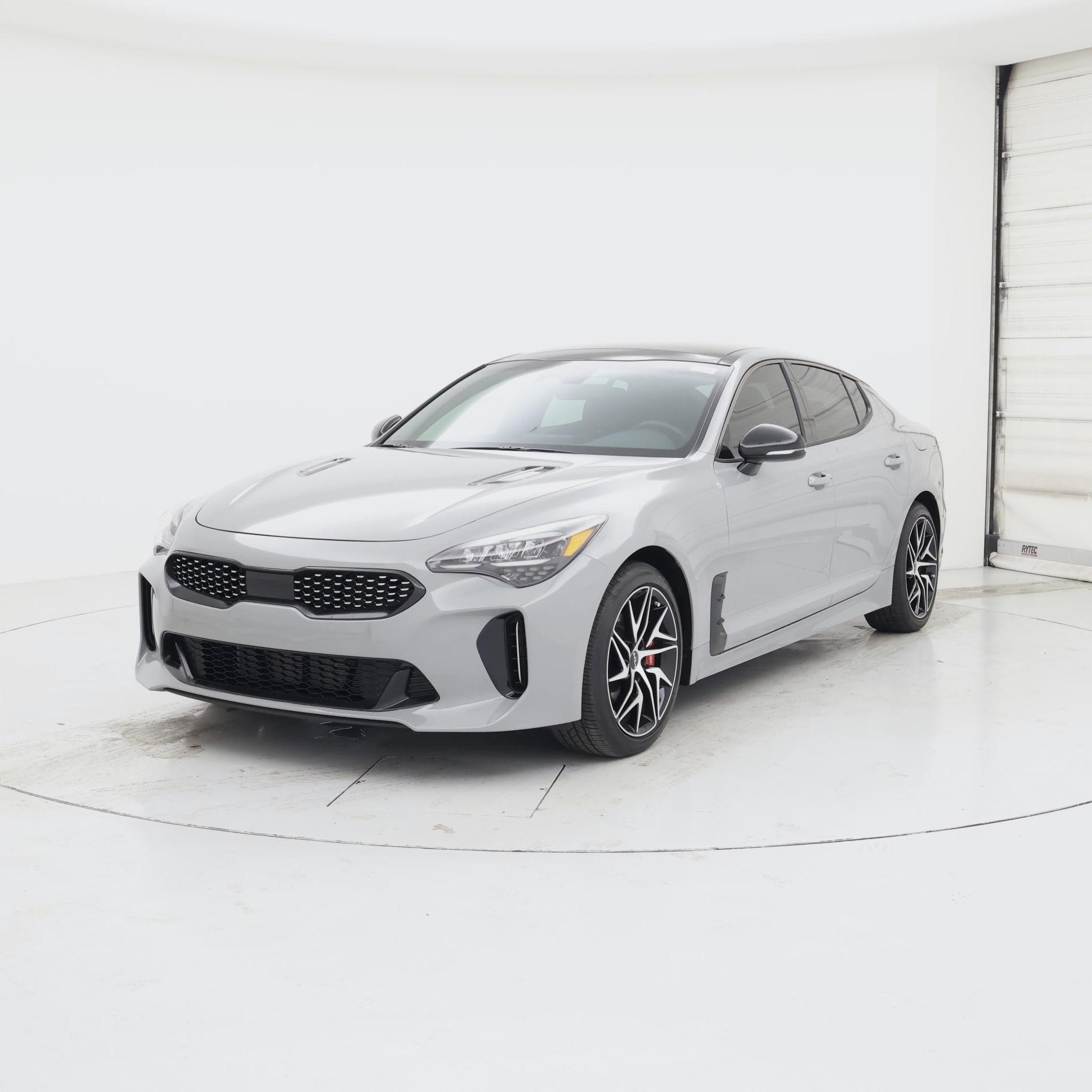 Thumbnail: 2023 Kia Stinger - 4