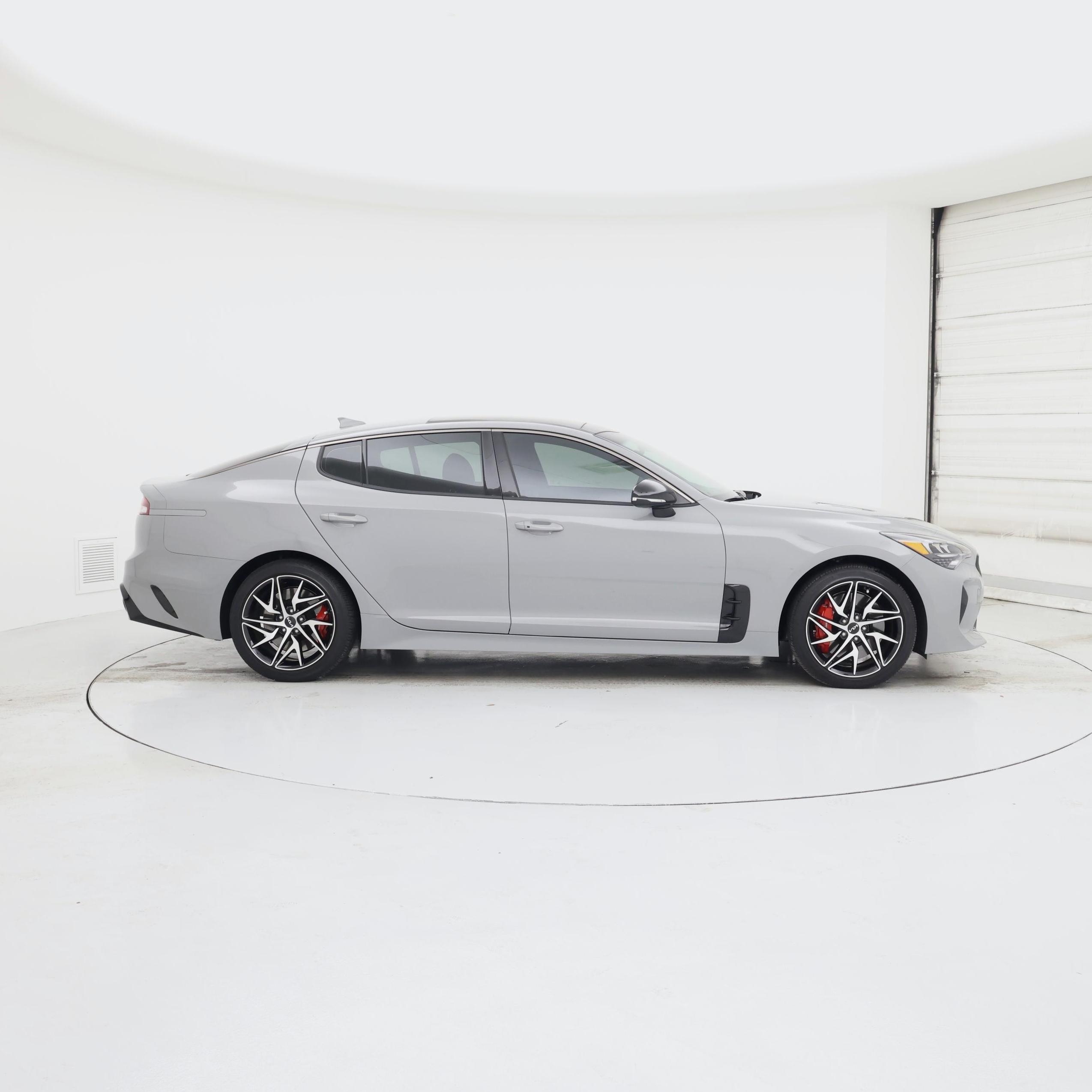 Thumbnail: 2023 Kia Stinger - 7