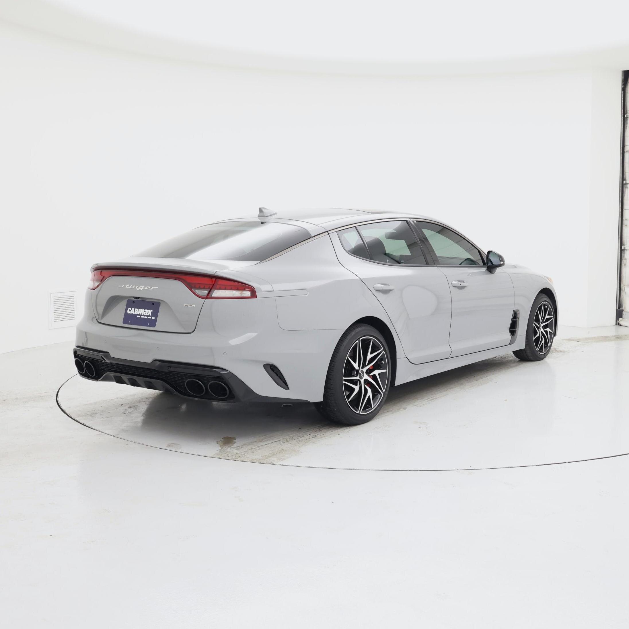 Thumbnail: 2023 Kia Stinger - 8