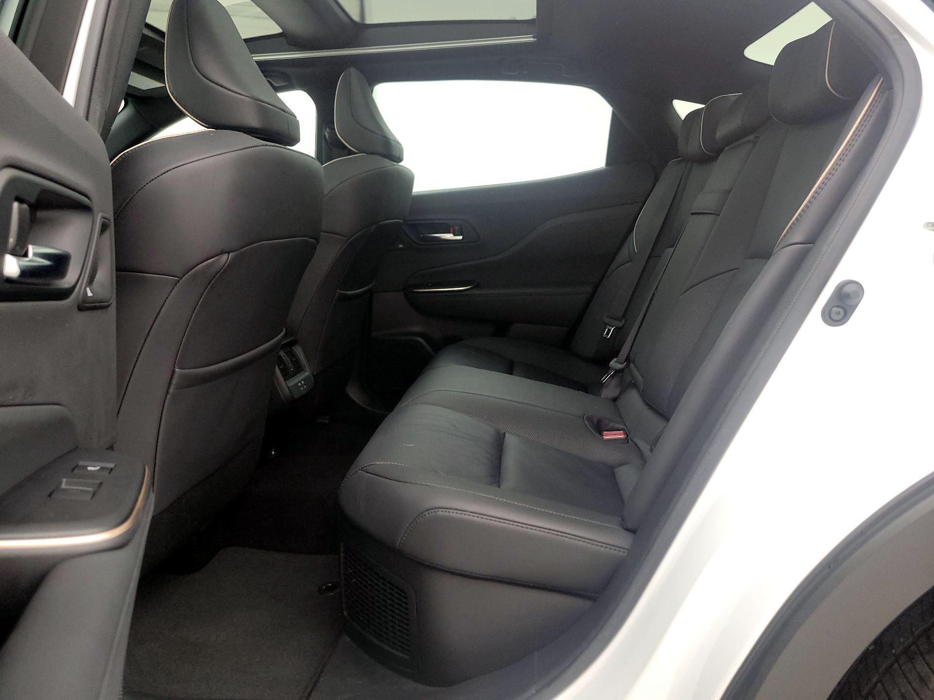 Thumbnail: 2023 Toyota Crown - 20