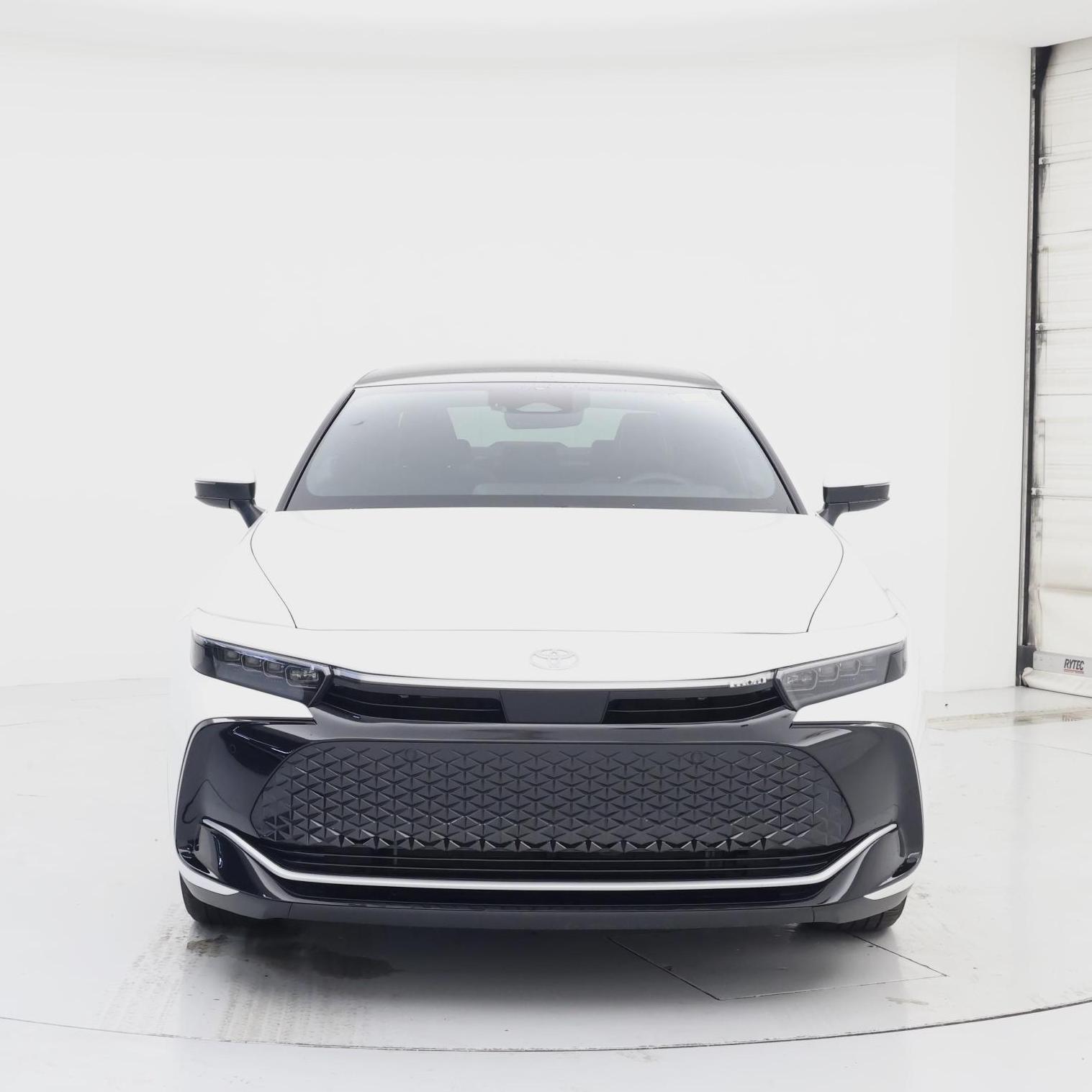 Thumbnail: 2023 Toyota Crown - 5