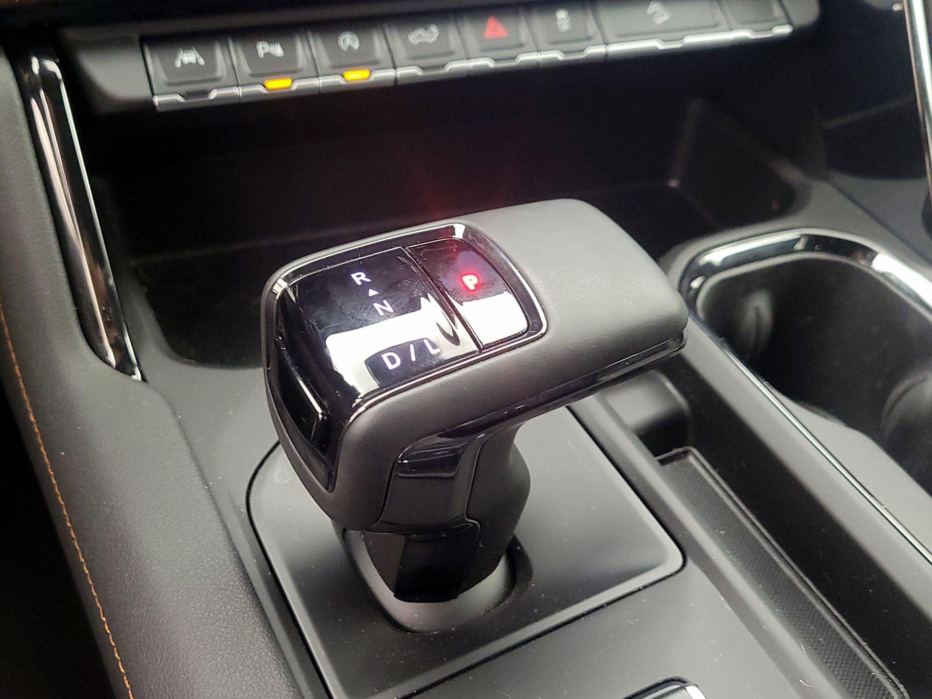 Thumbnail: 2026 GMC Sierra 1500 - 17