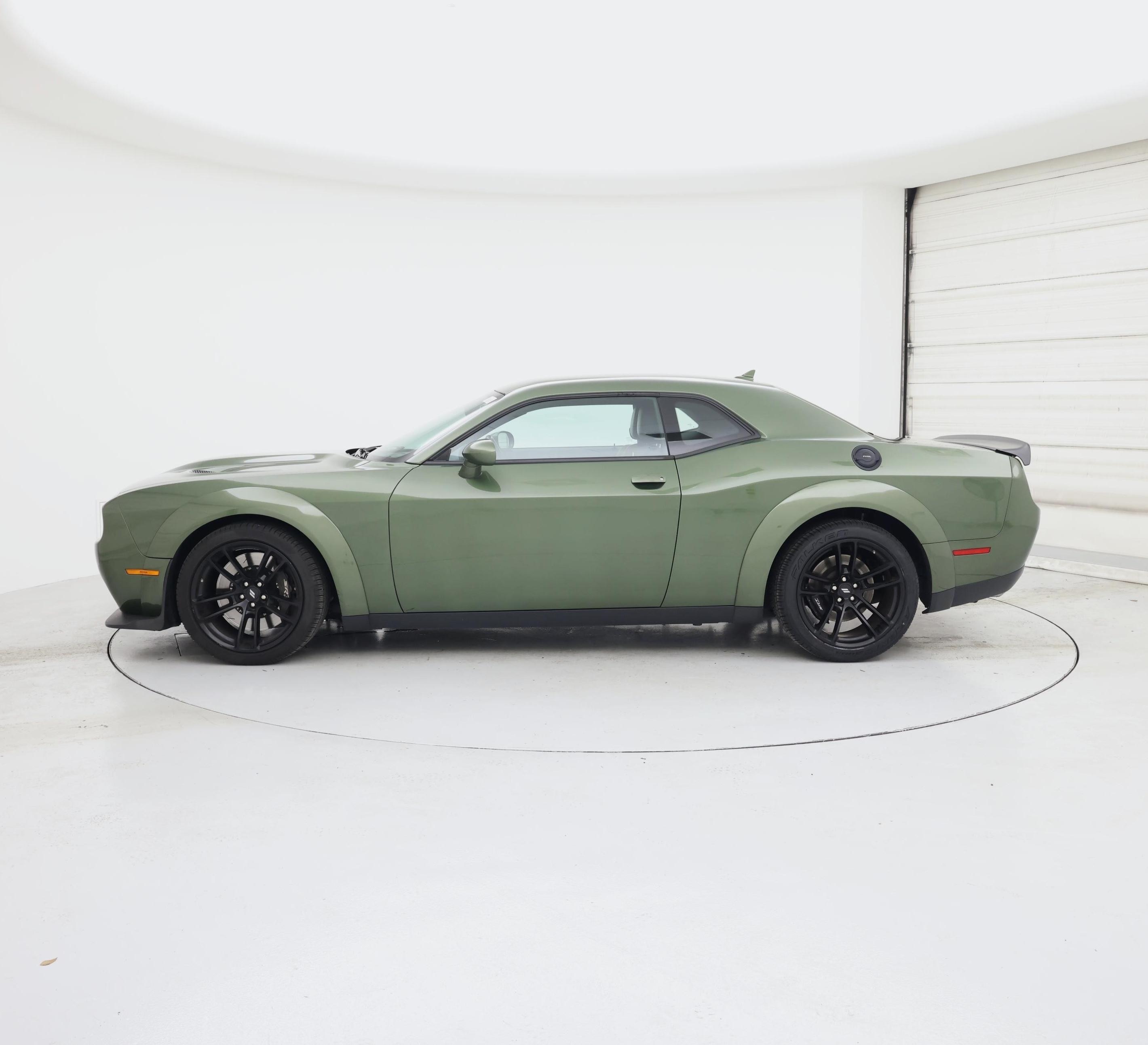 Thumbnail: 2021 Dodge Challenger - 3