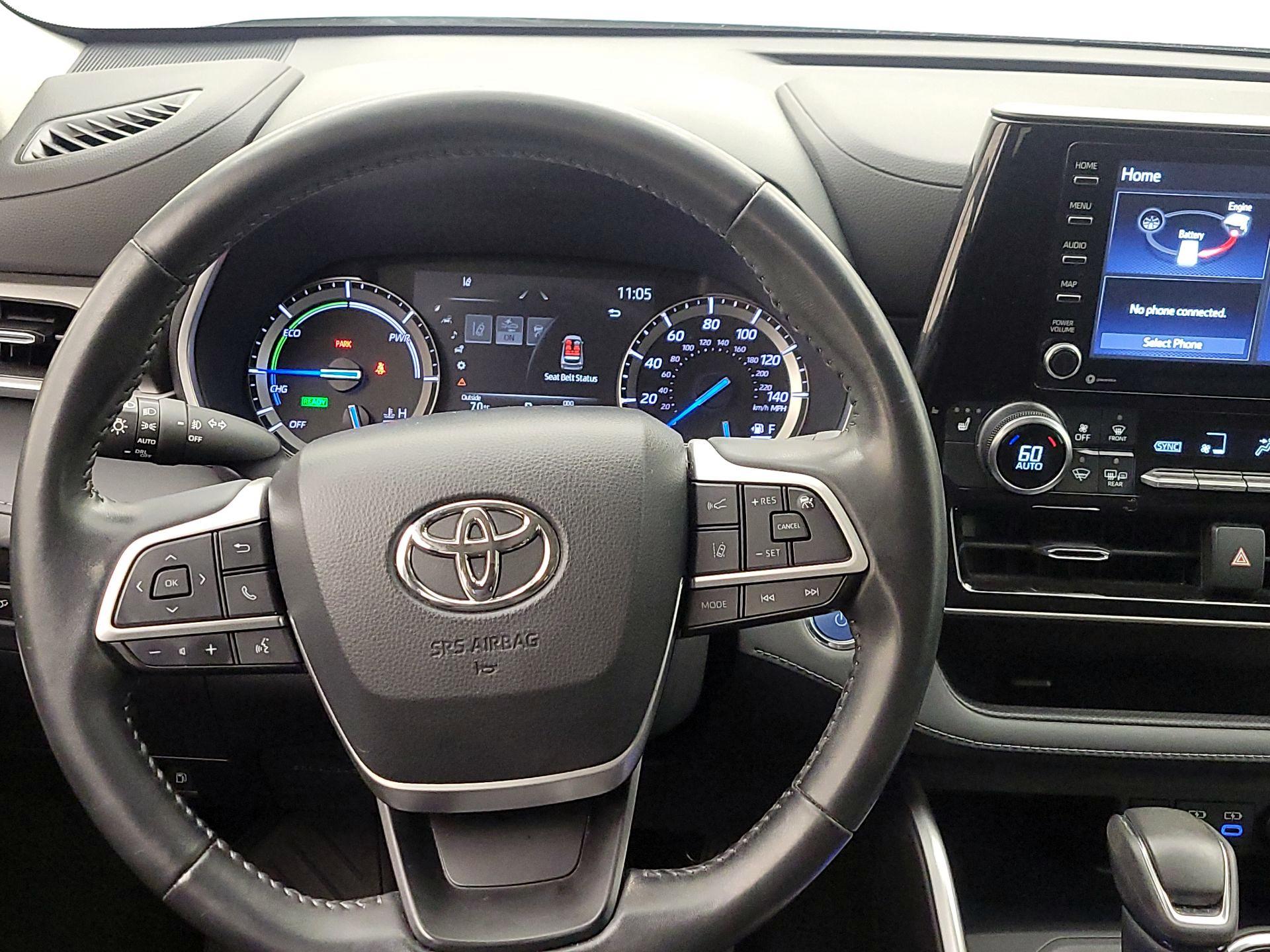 Thumbnail: 2022 Toyota Highlander - 10