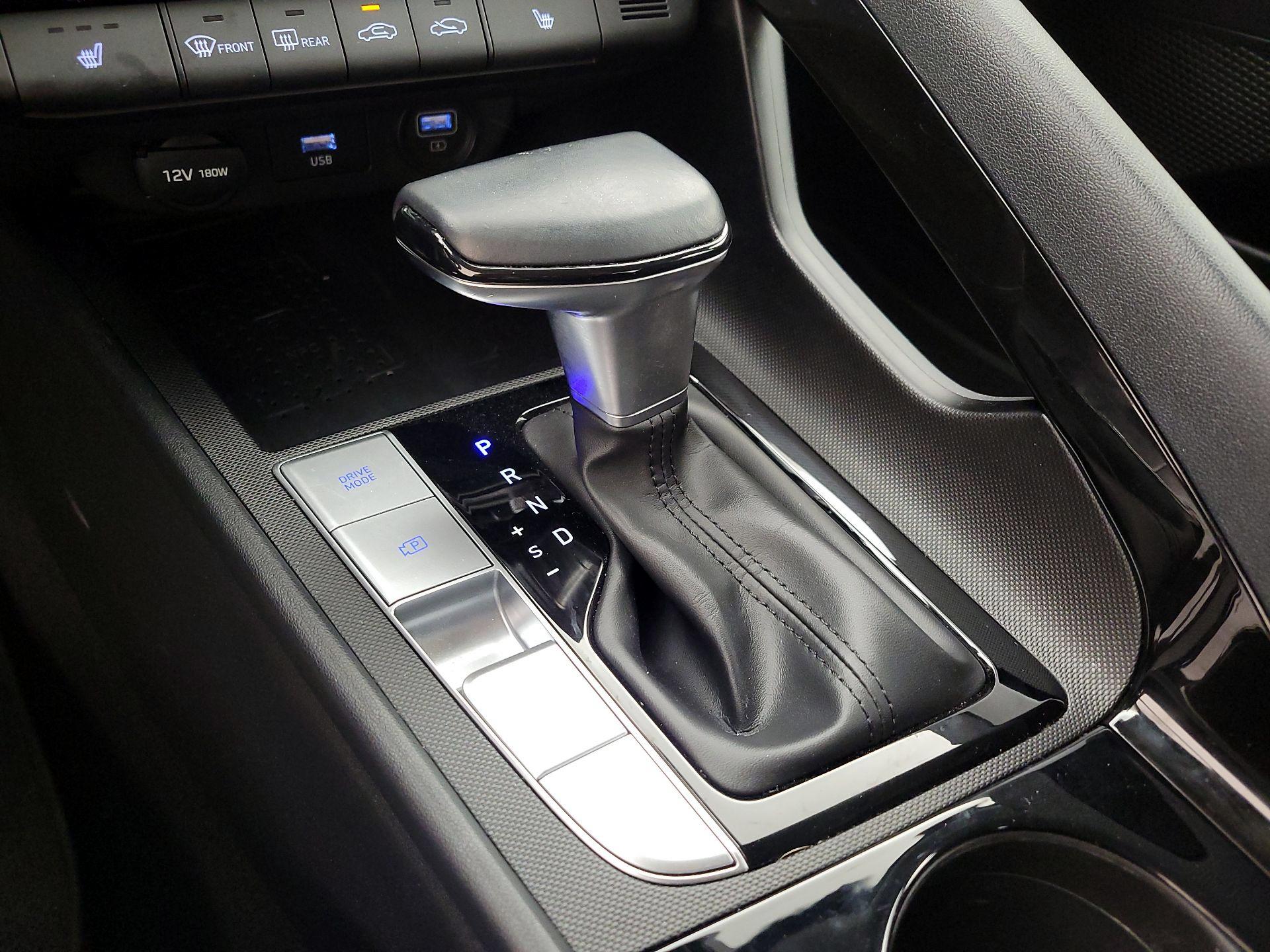 Thumbnail: 2023 Hyundai Elantra - 17