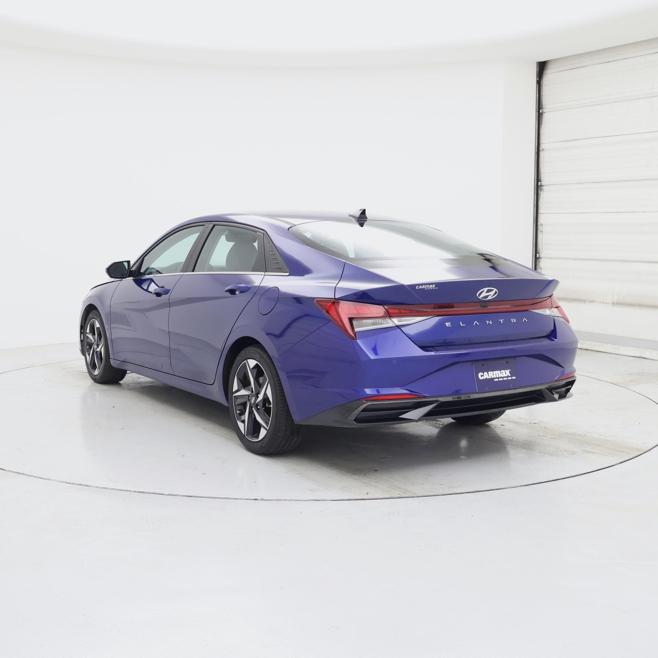 Thumbnail: 2023 Hyundai Elantra - 2