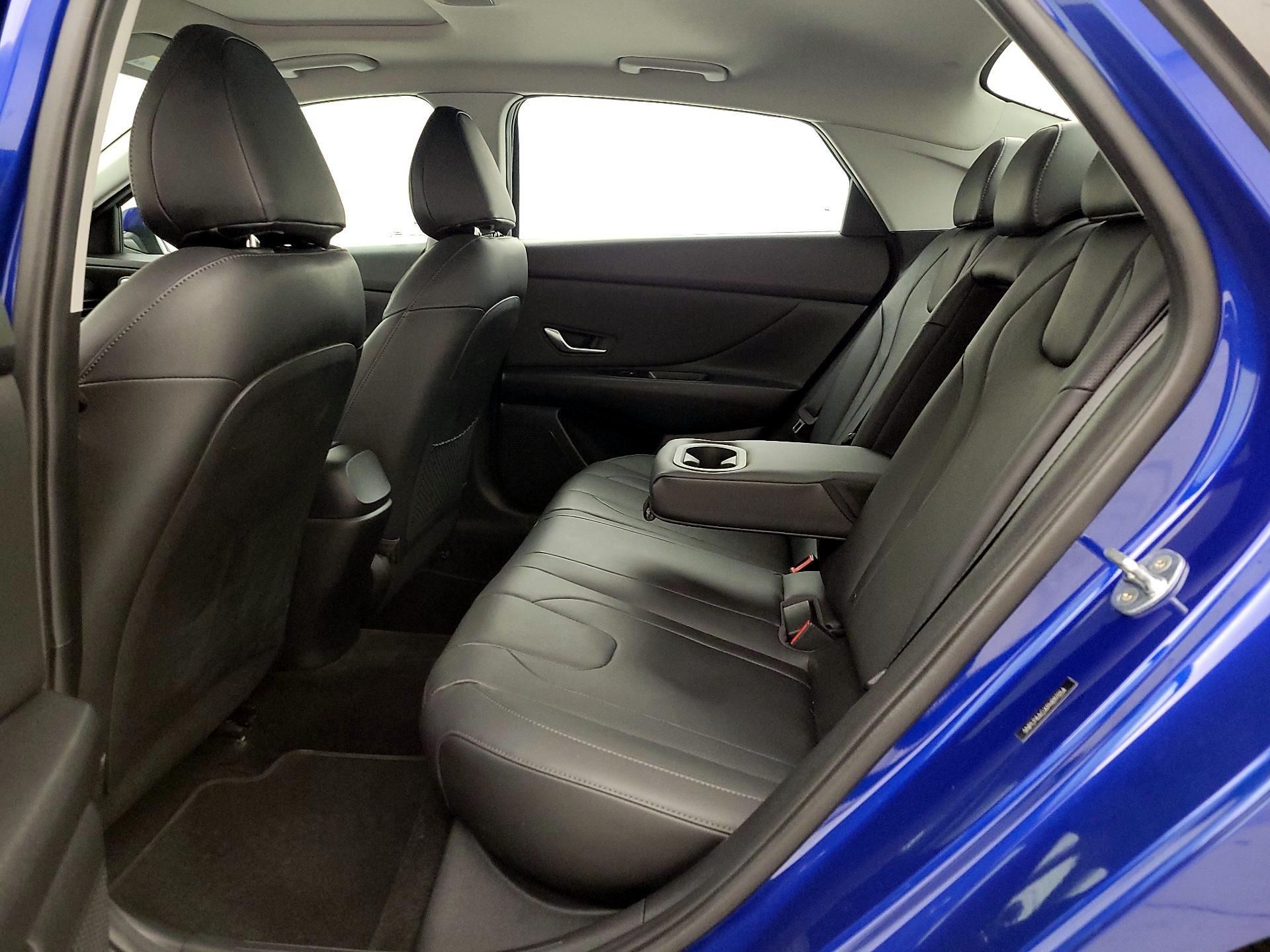 Thumbnail: 2023 Hyundai Elantra - 19