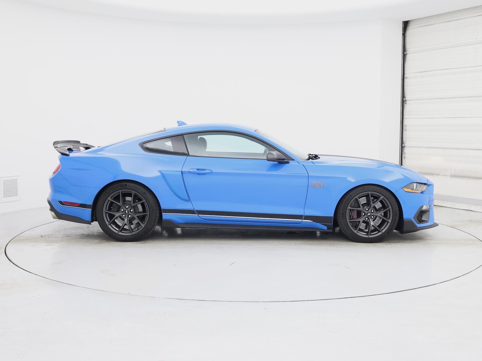 2023 Ford Mustang Mach 1 - Photo 8