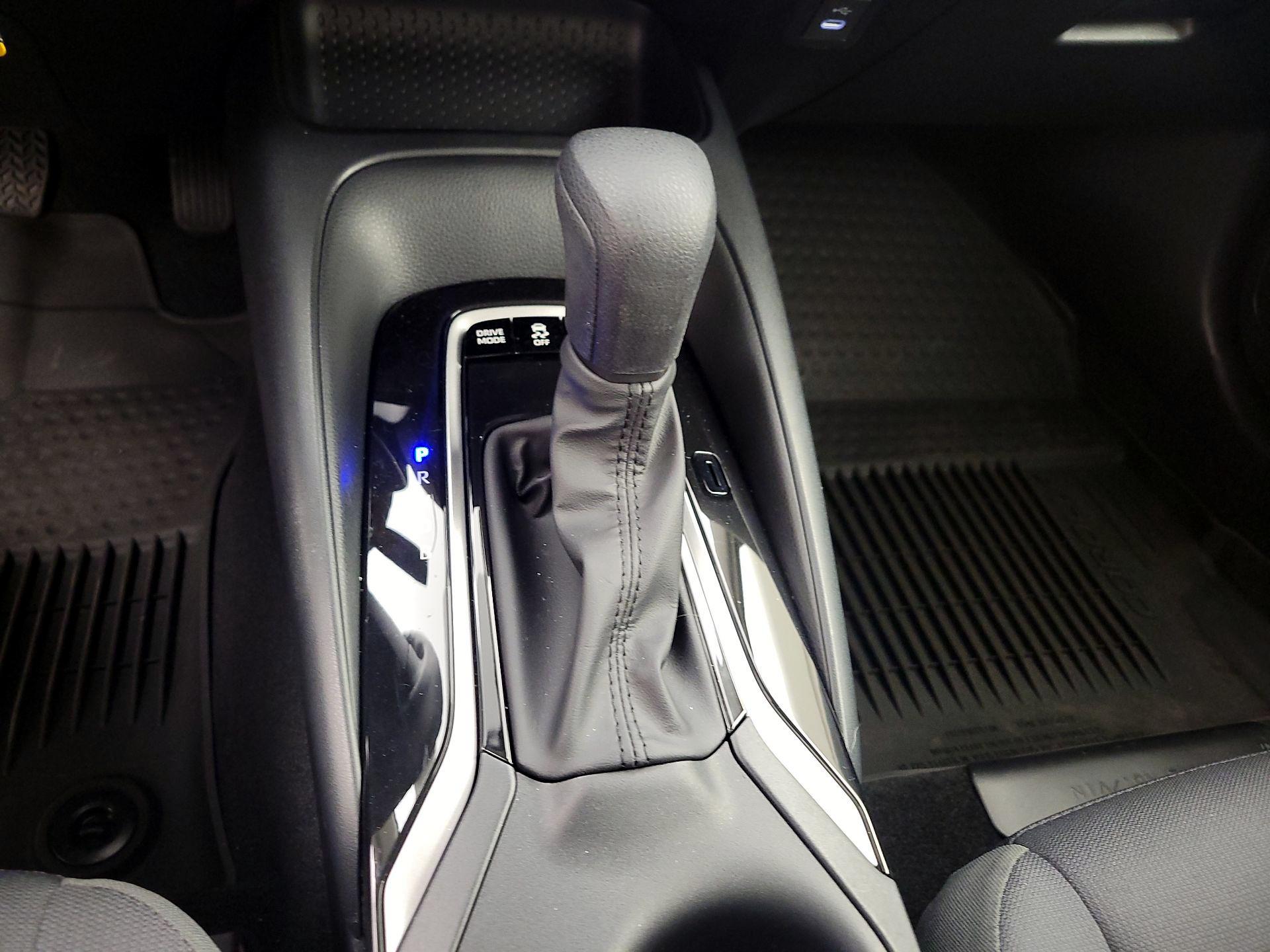 Thumbnail: 2025 Toyota Corolla - 17