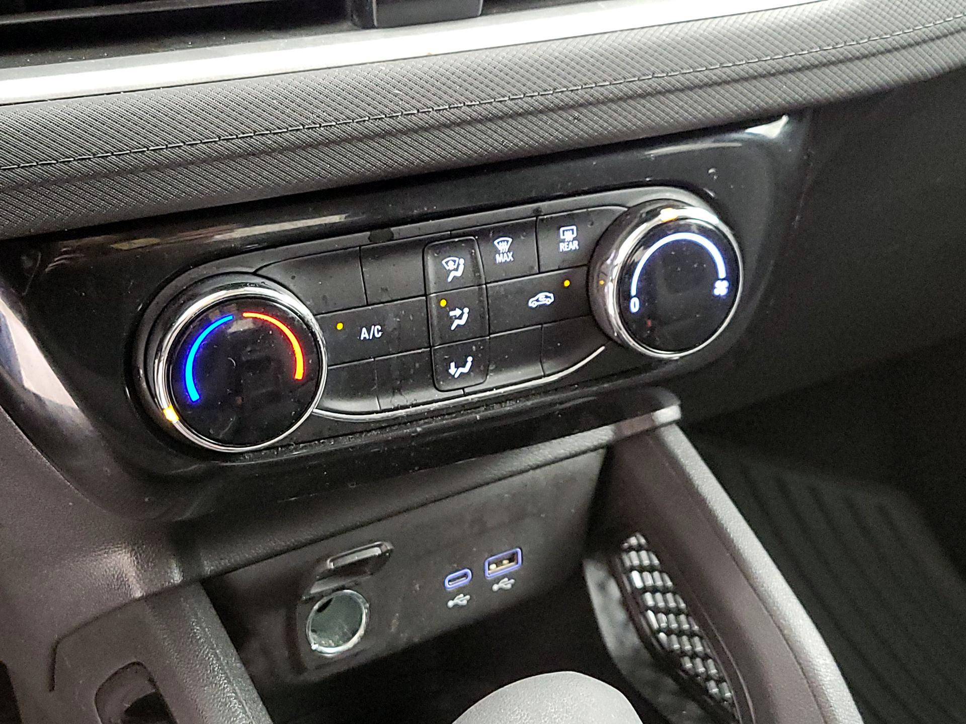 Thumbnail: 2024 Chevrolet TrailBlazer - 16