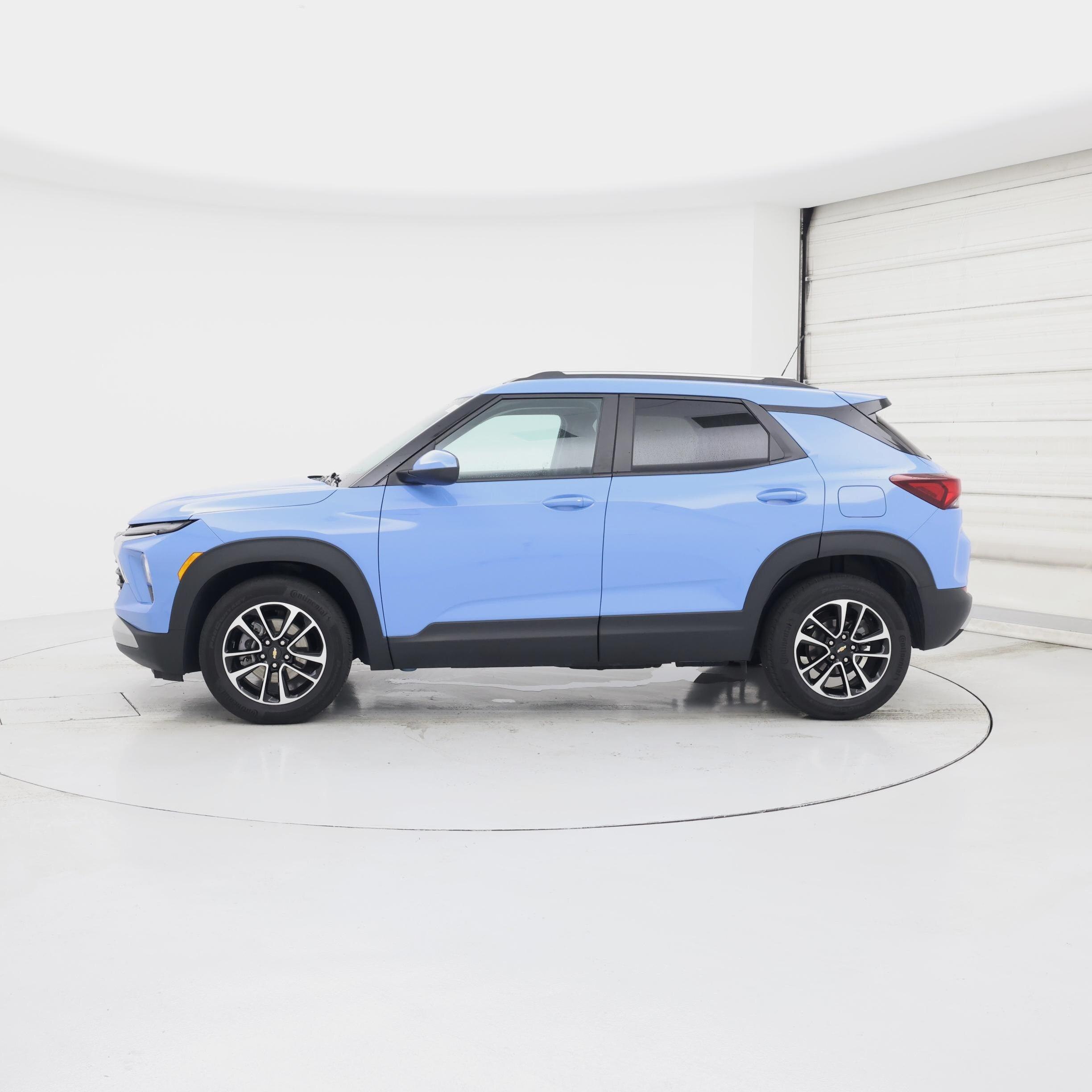 Thumbnail: 2024 Chevrolet TrailBlazer - 3