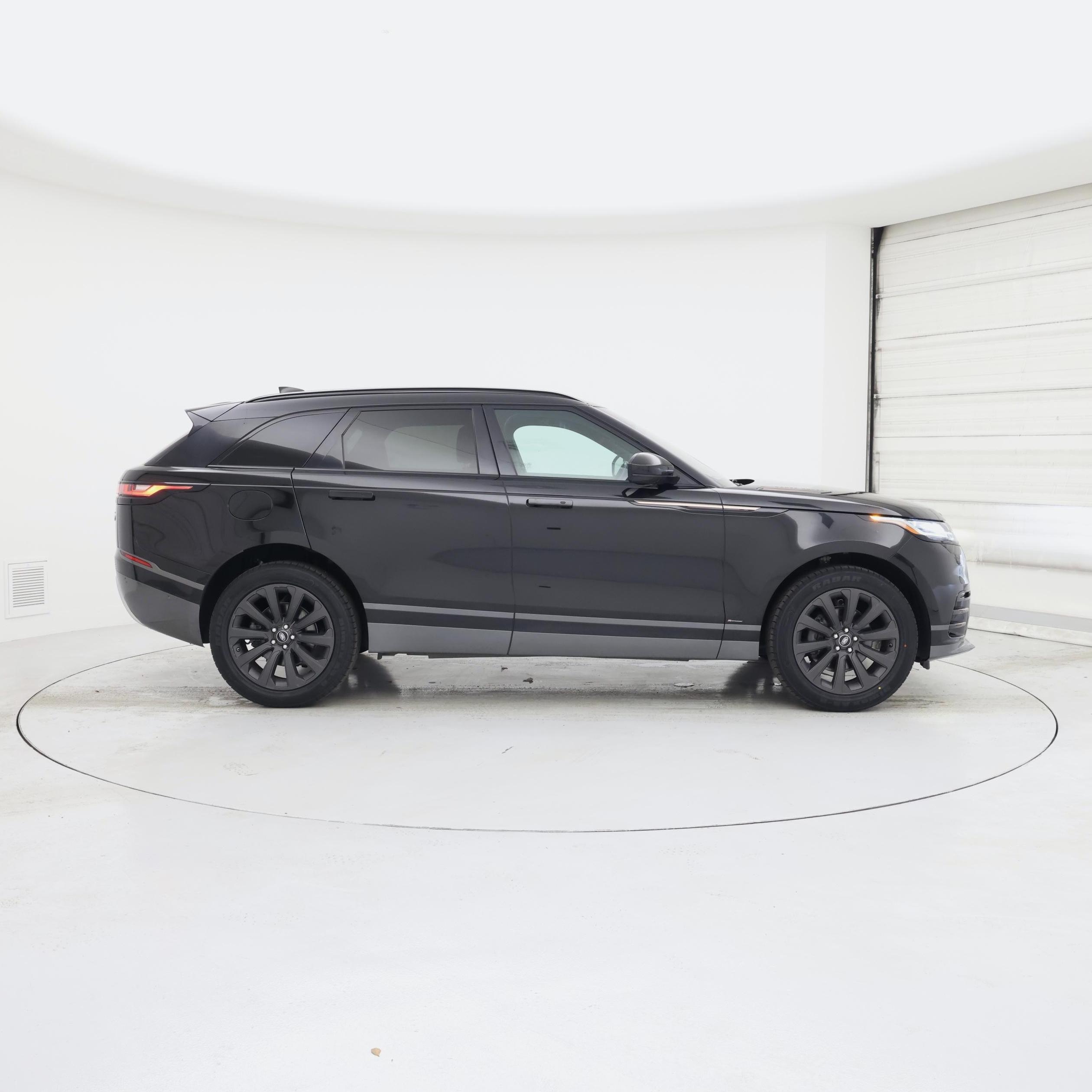 Thumbnail: 2018 Land Rover Range Rover Velar - 7