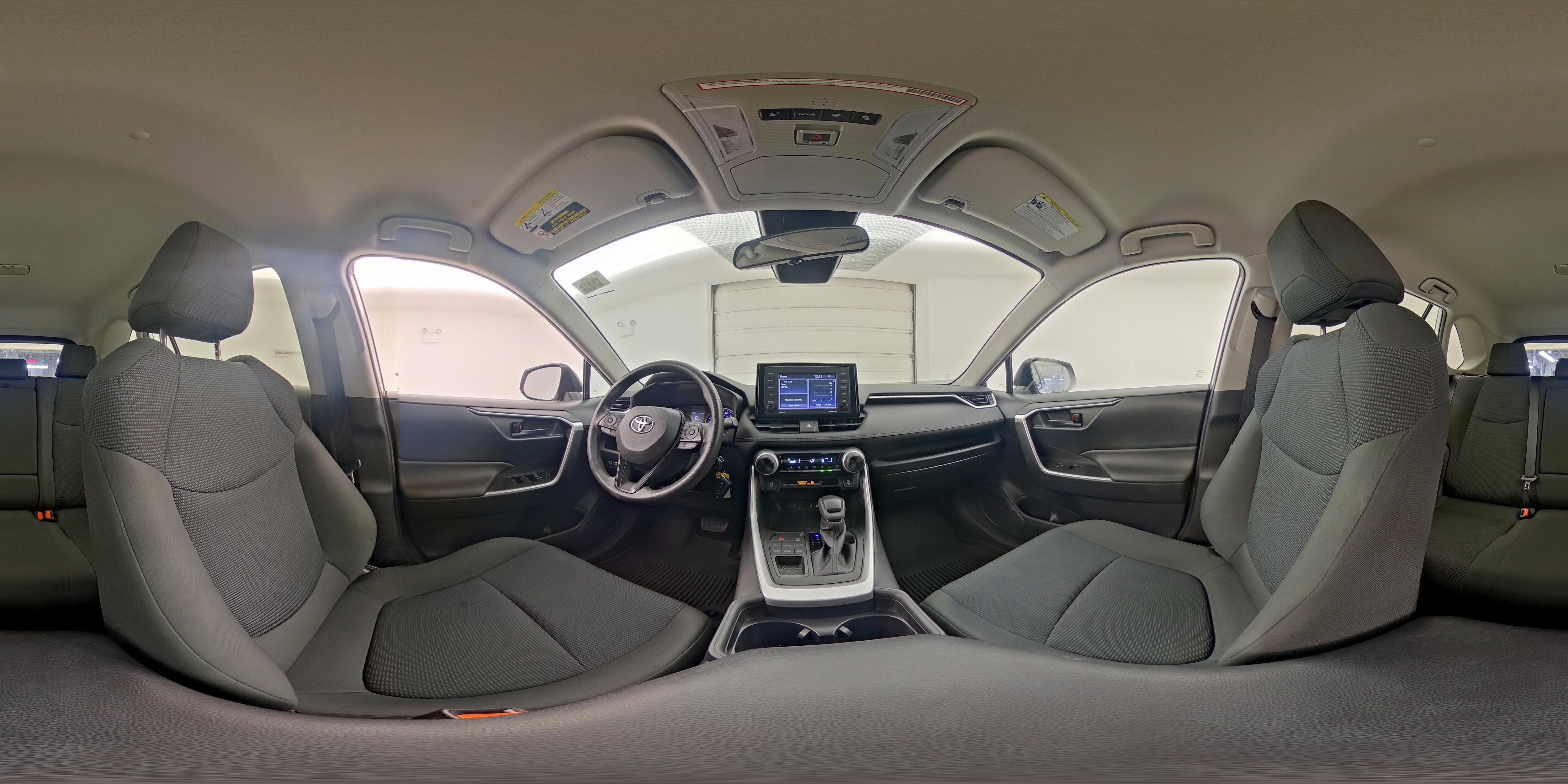 2021 Toyota RAV4 LE - Photo 24