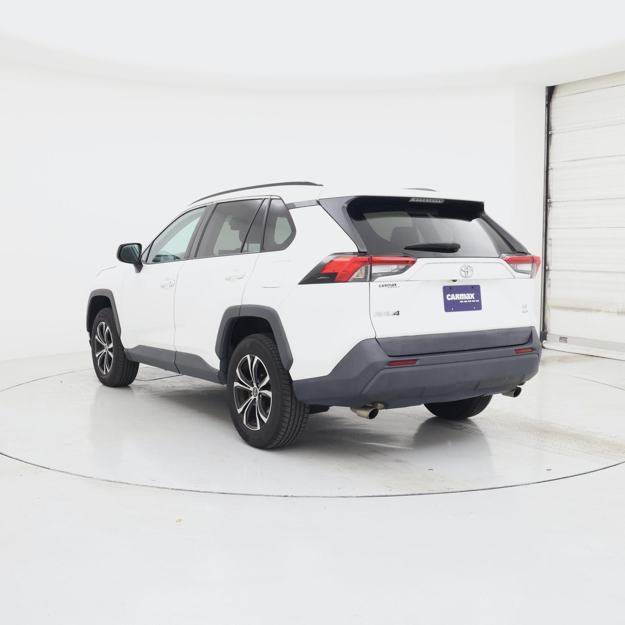 Thumbnail: 2021 Toyota RAV4 - 2