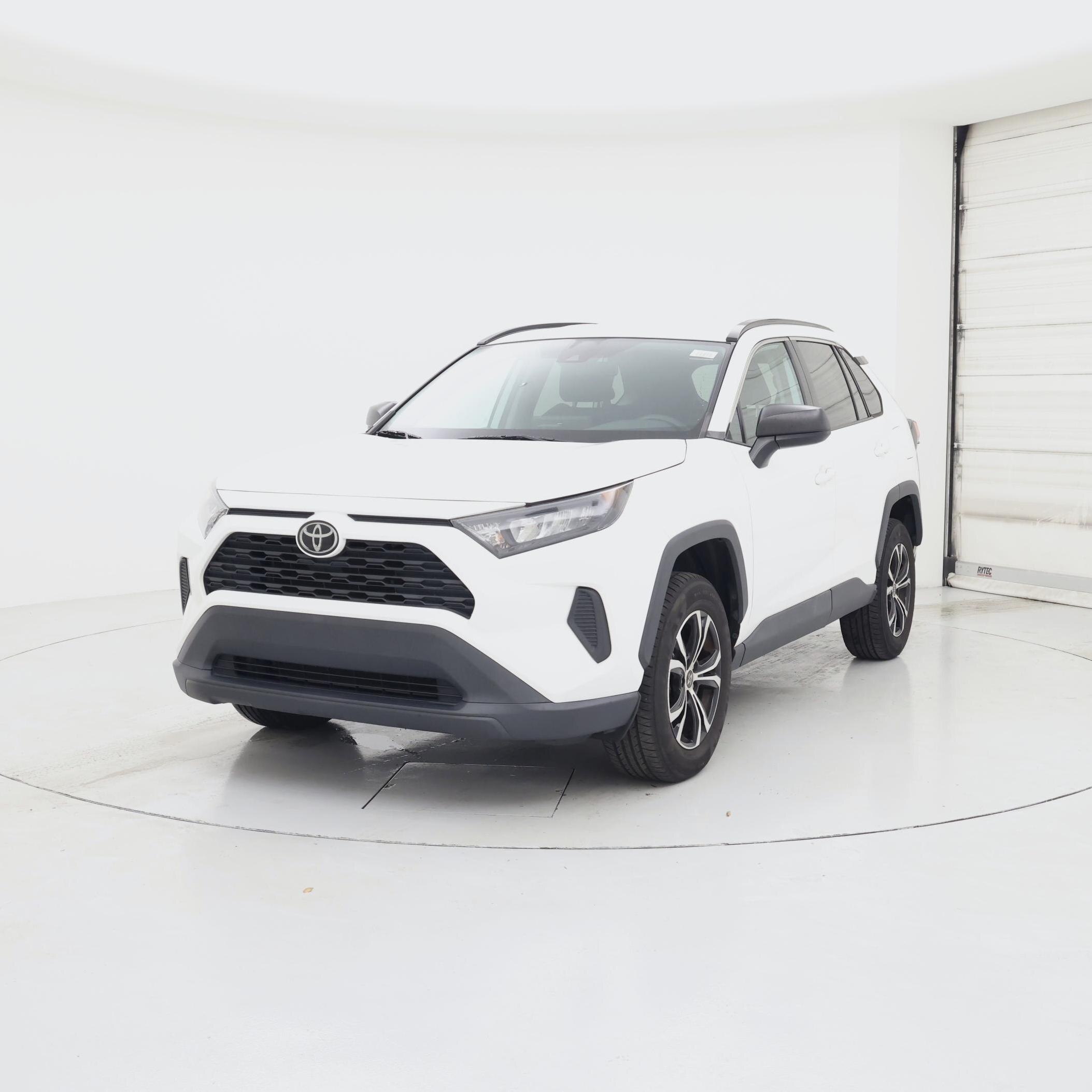 Thumbnail: 2021 Toyota RAV4 - 4