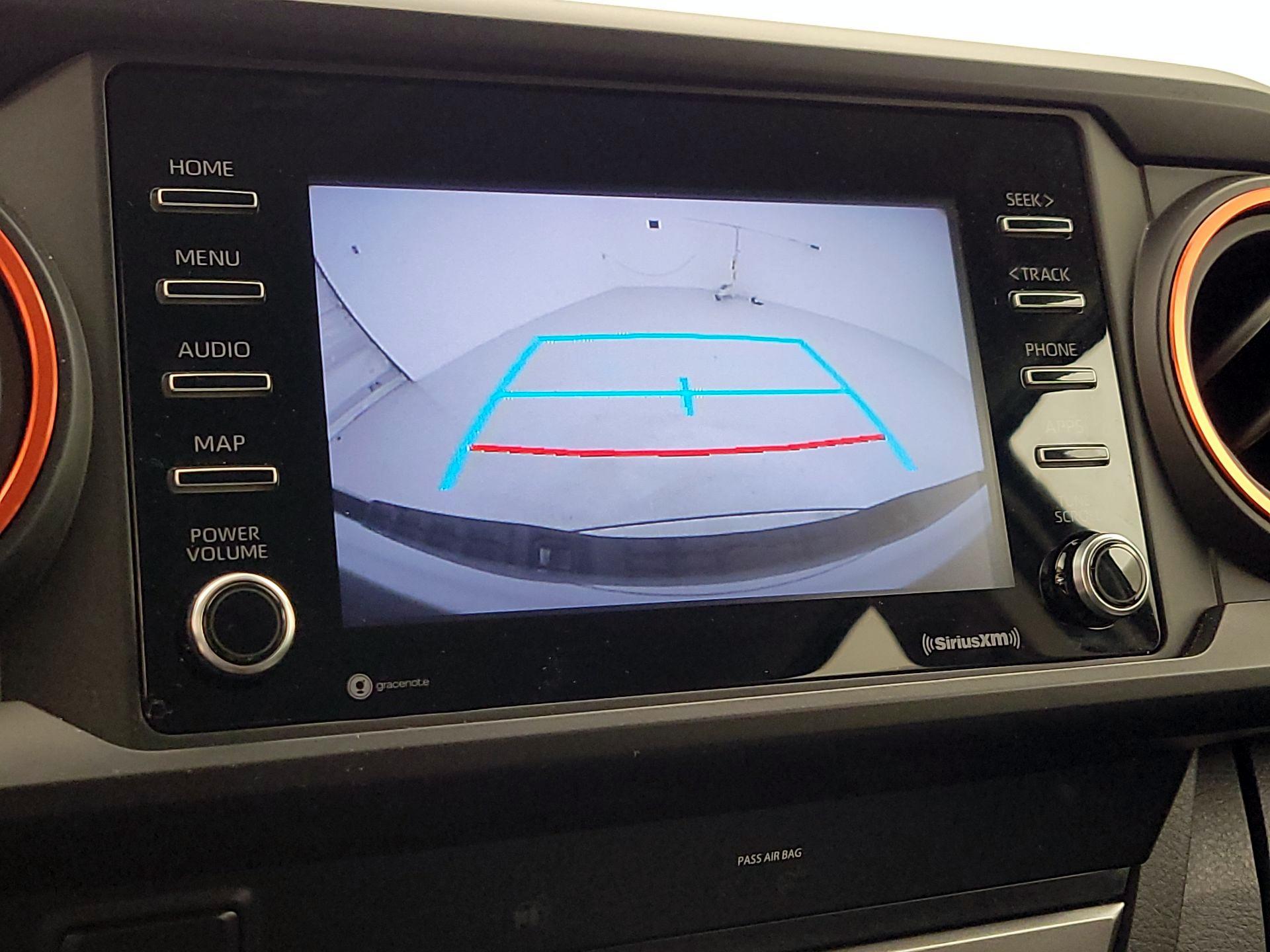 Thumbnail: 2020 Toyota Tacoma - 14