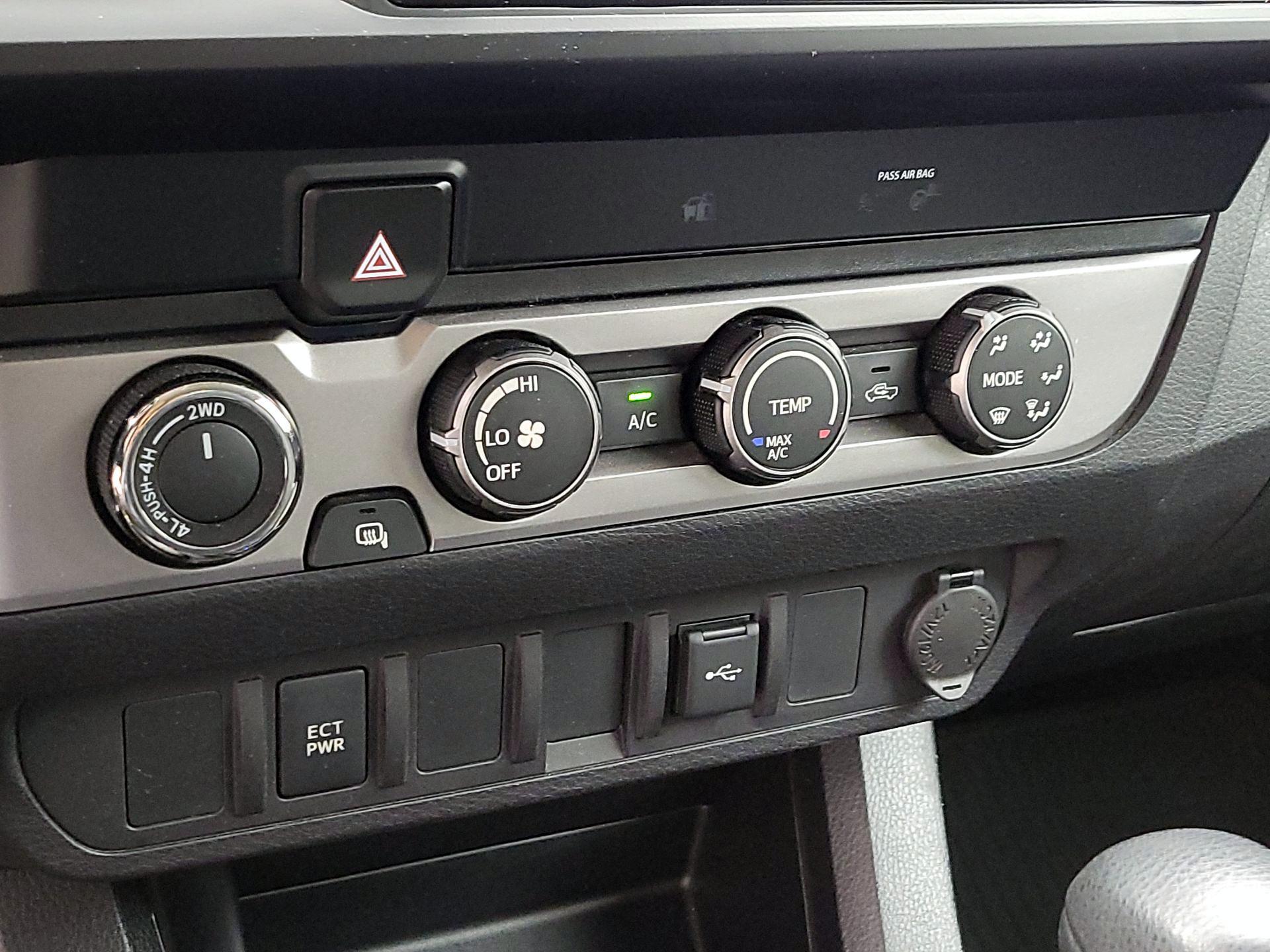 Thumbnail: 2020 Toyota Tacoma - 16