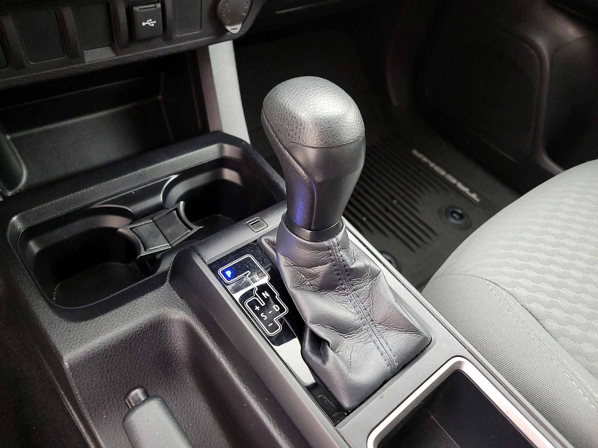 Thumbnail: 2020 Toyota Tacoma - 17